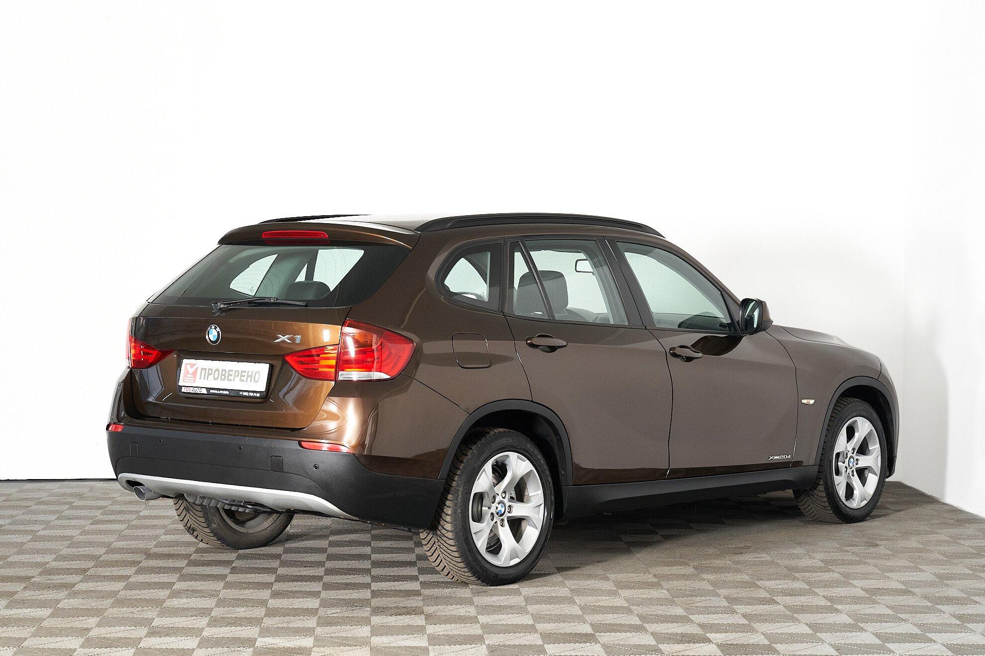 BMW X1 2011, коричневый