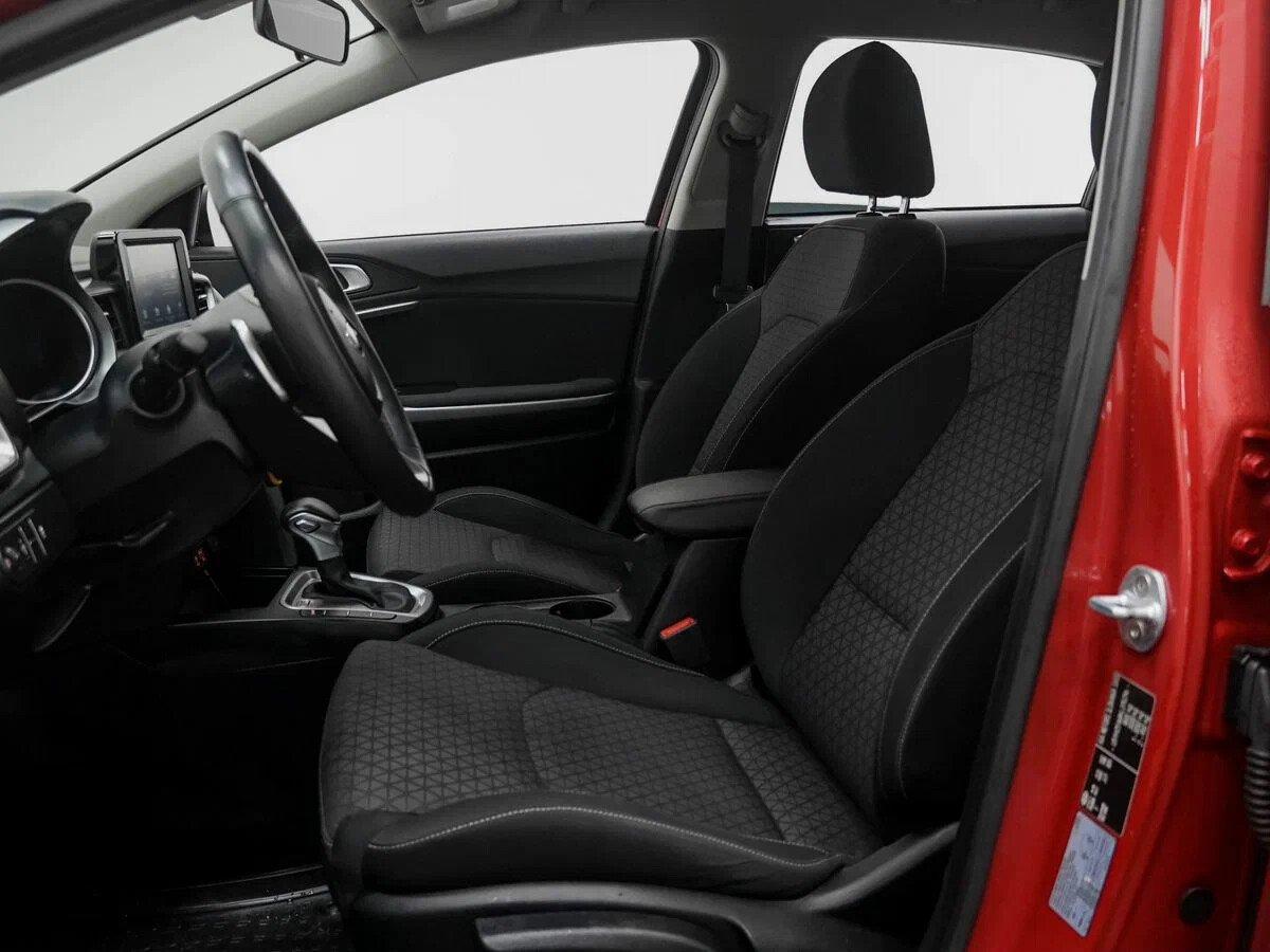 Kia Ceed 2018, красный