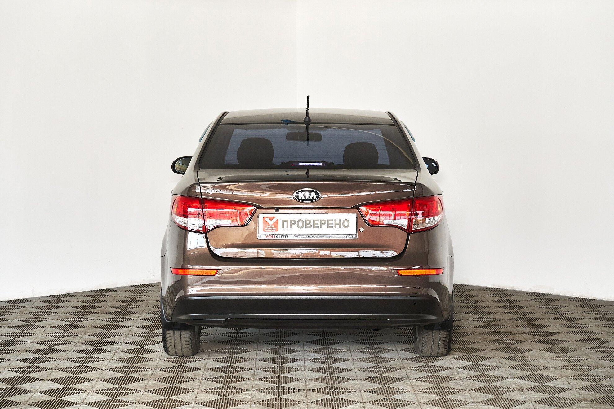 Kia Rio 2016, коричневый