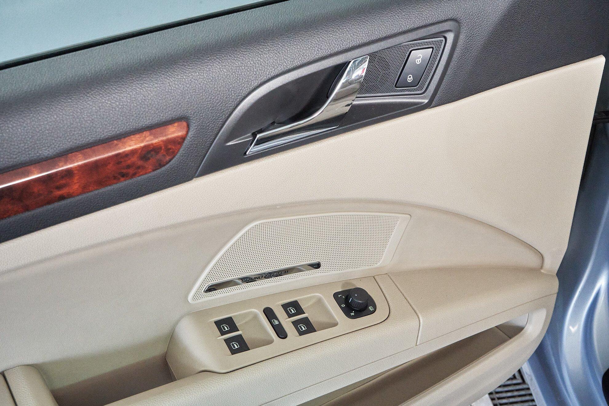 Skoda Superb 2011, голубой