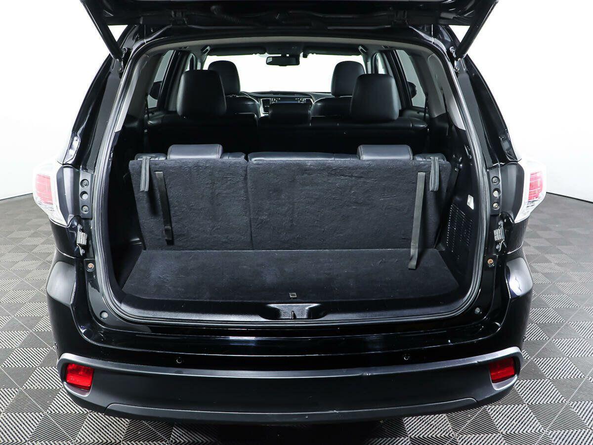 Toyota Highlander 2015, черный