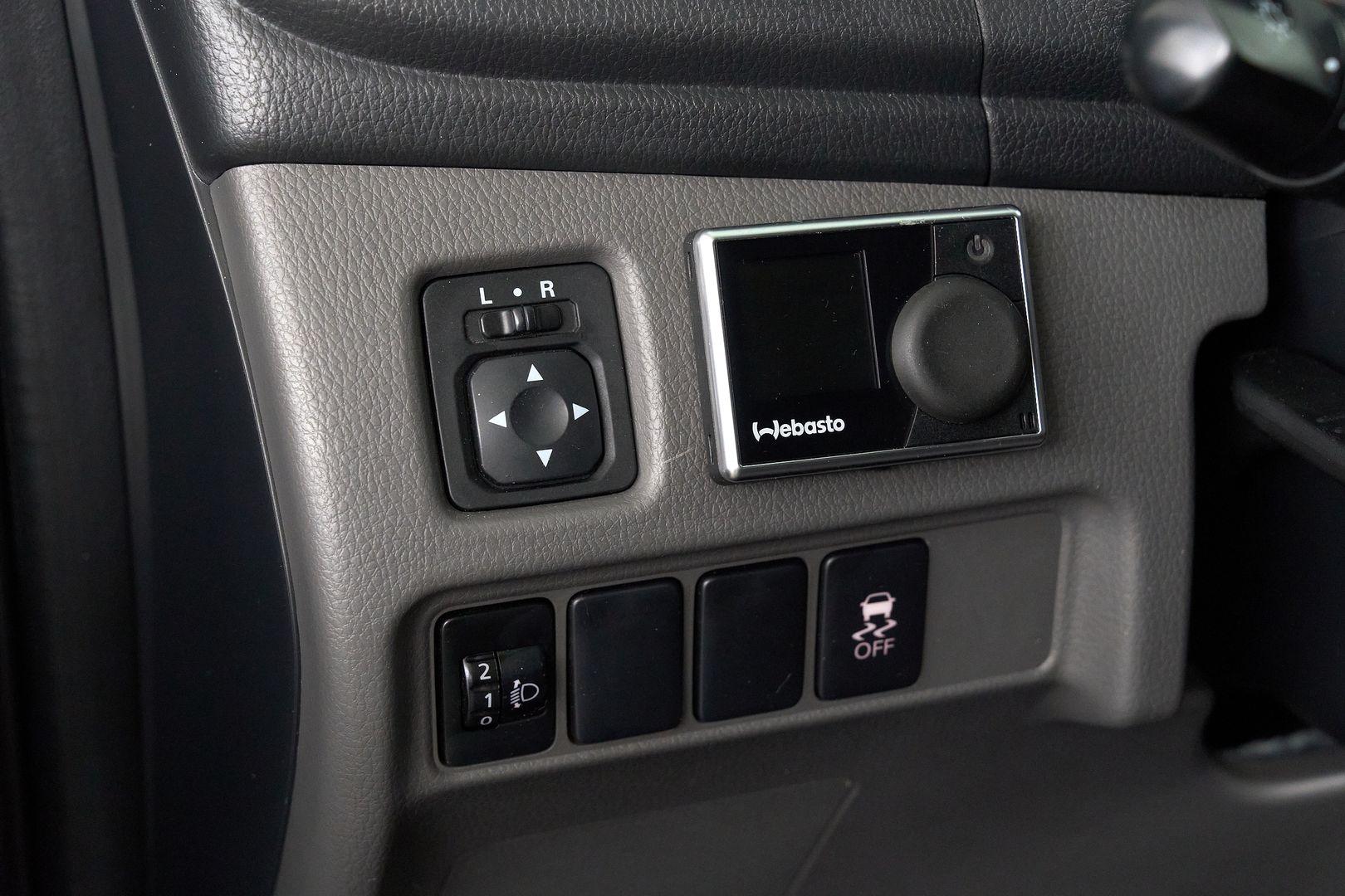 Mitsubishi L200 2017, серый