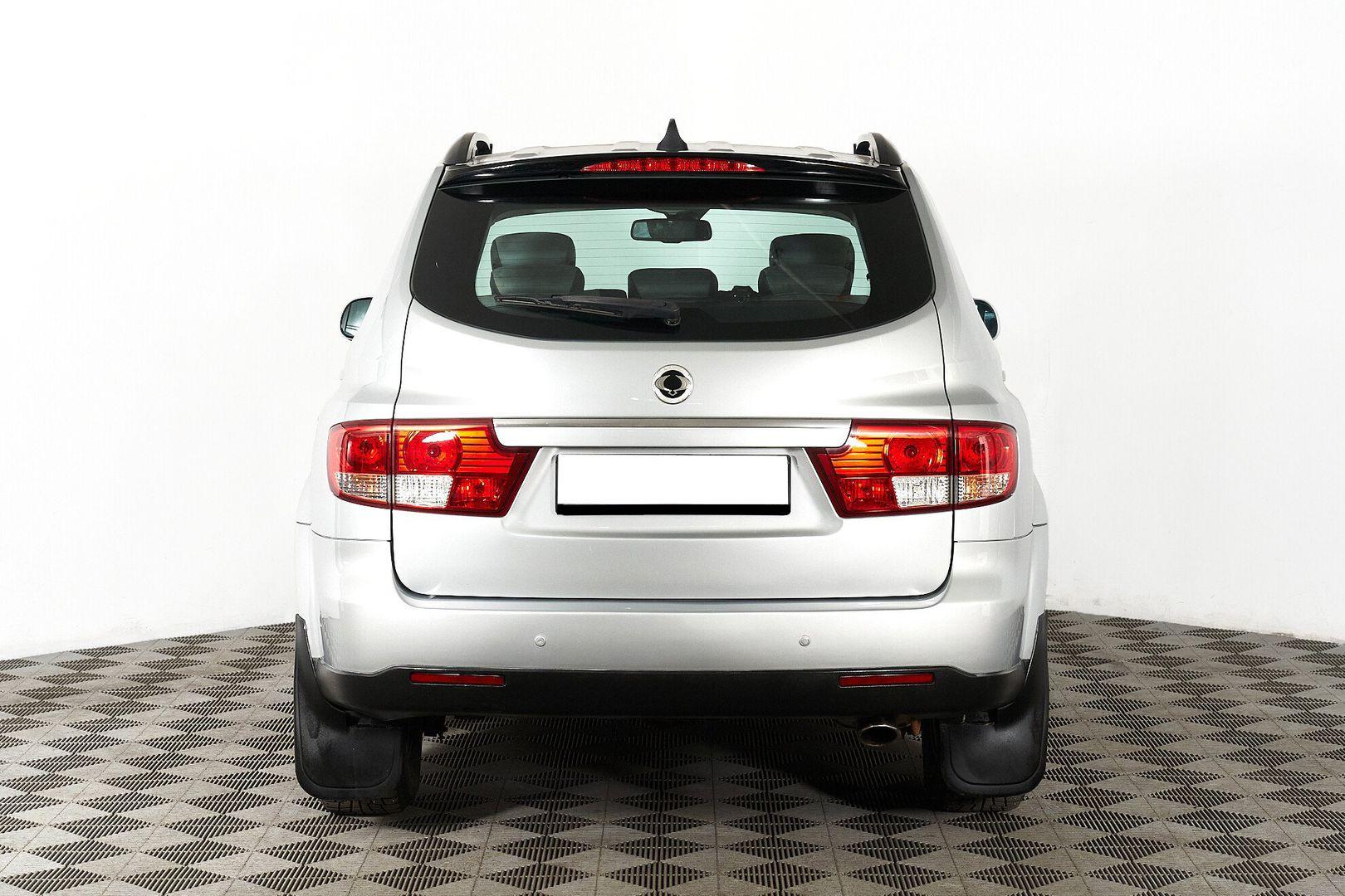 SsangYong Kyron 2012, серебряный
