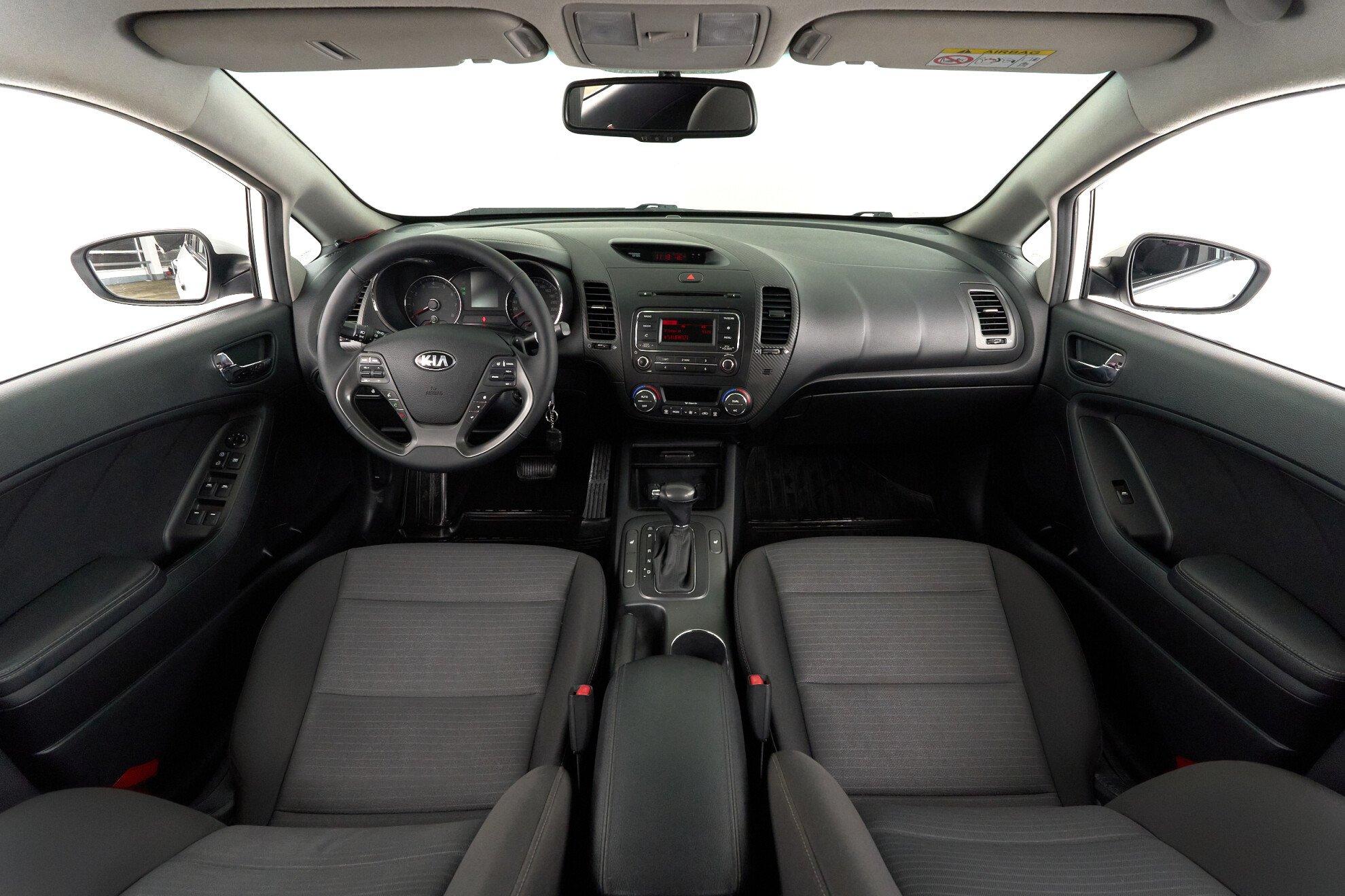 Kia Cerato 2015, белый