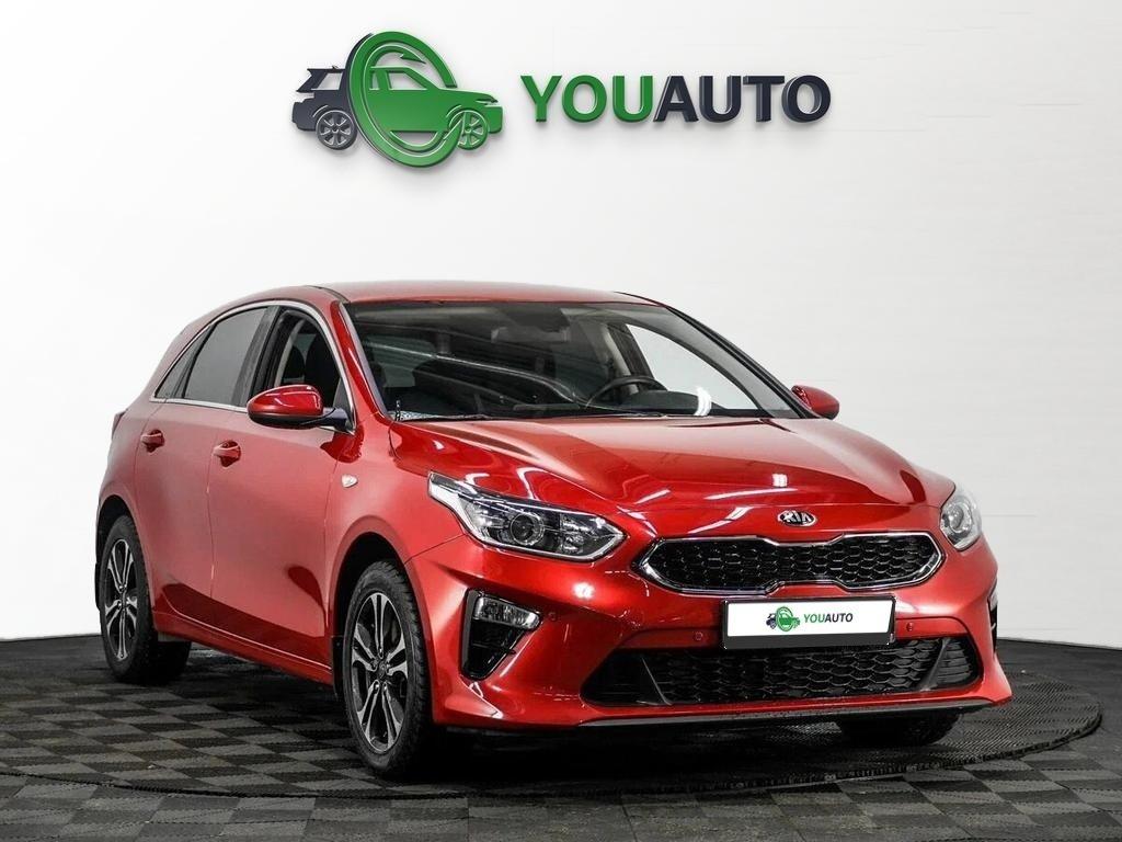 Kia Ceed 2018, красный