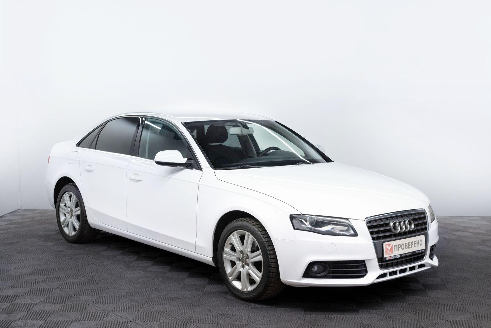 Audi A4 2011, белый