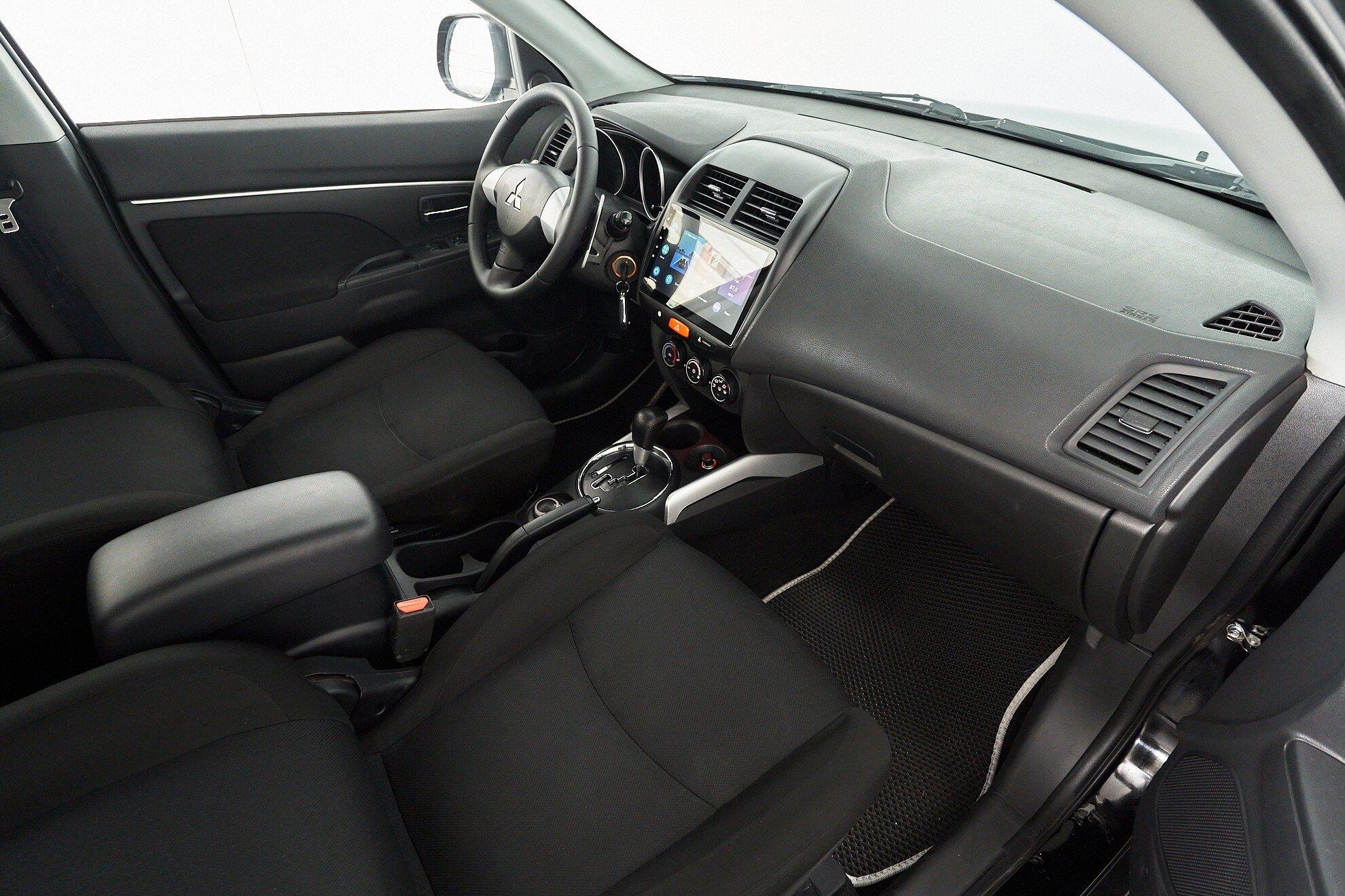 Mitsubishi ASX 2012, черный