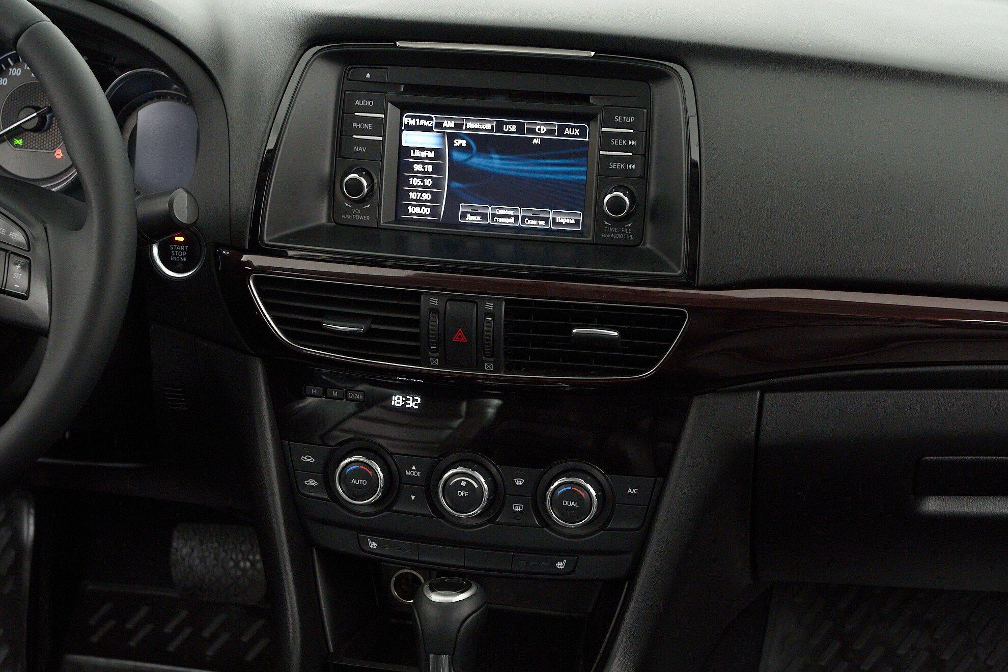 Mazda 6 2014, черный