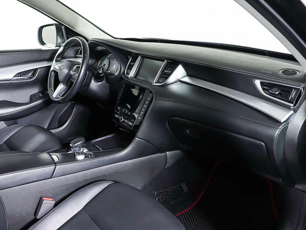Infiniti QX50 2020, черный