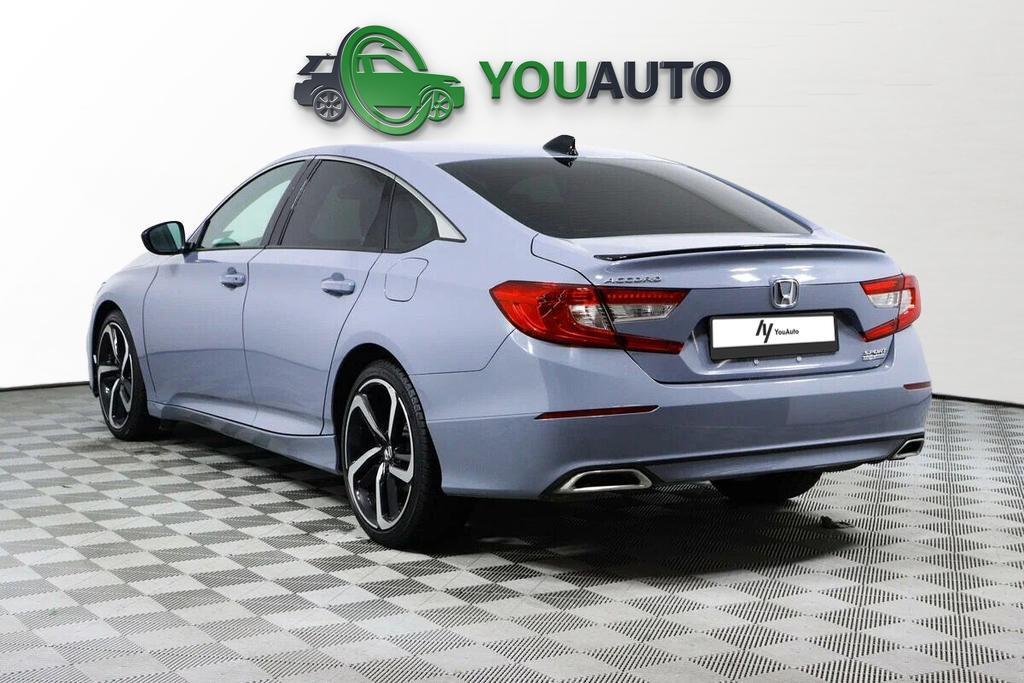 Honda Accord 2022, голубой
