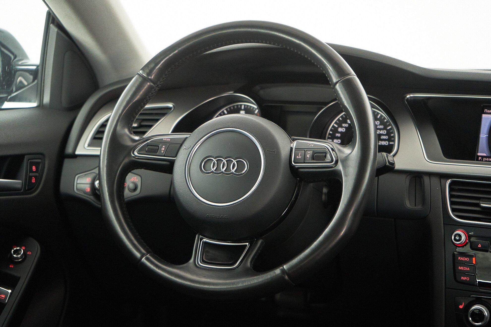 Audi A5 2013, черный