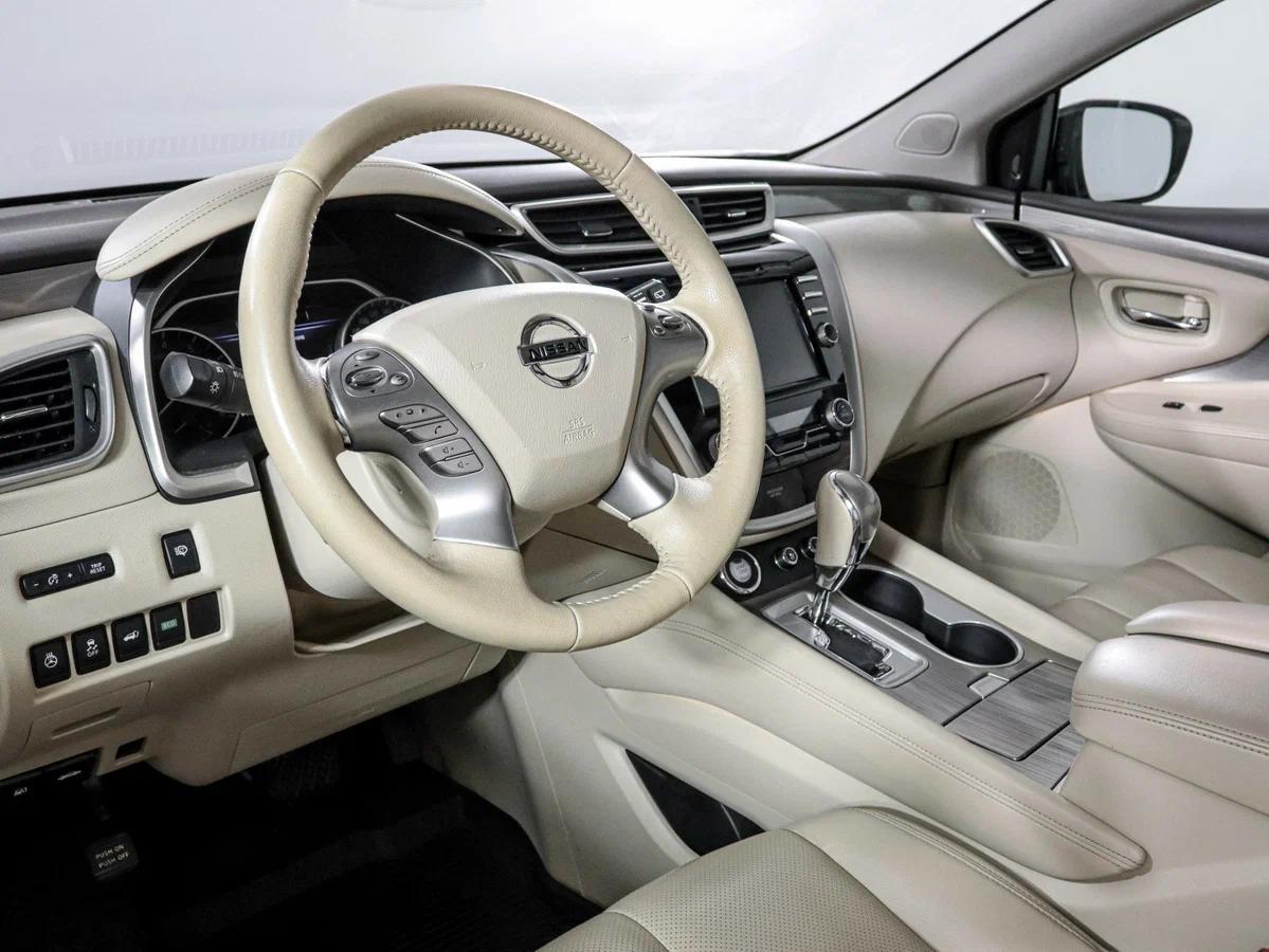Nissan Murano 2021, белый