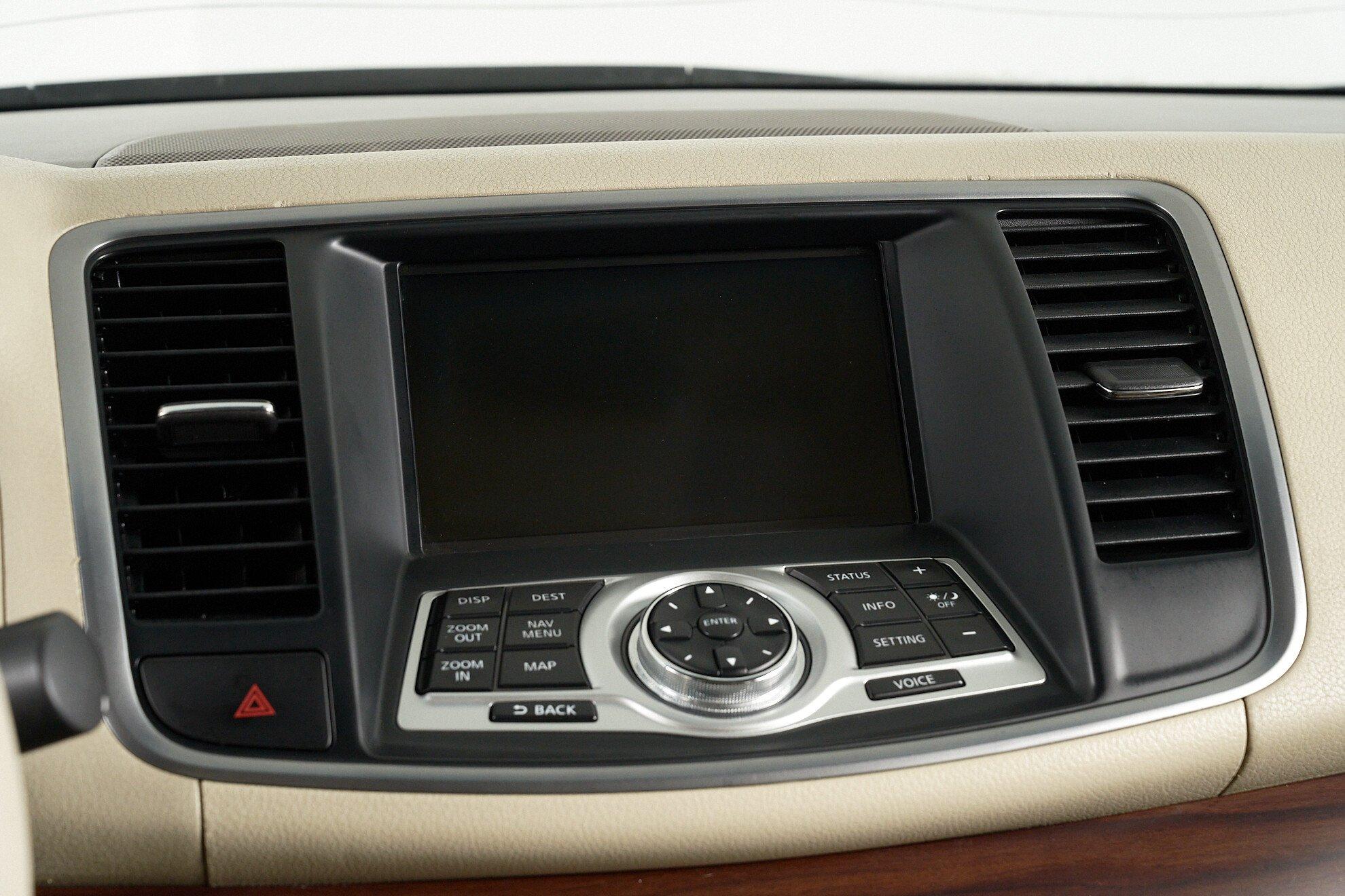 Nissan Teana 2010, черный