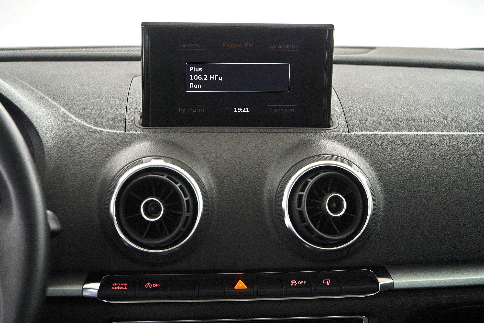 Audi A3 2013, черный