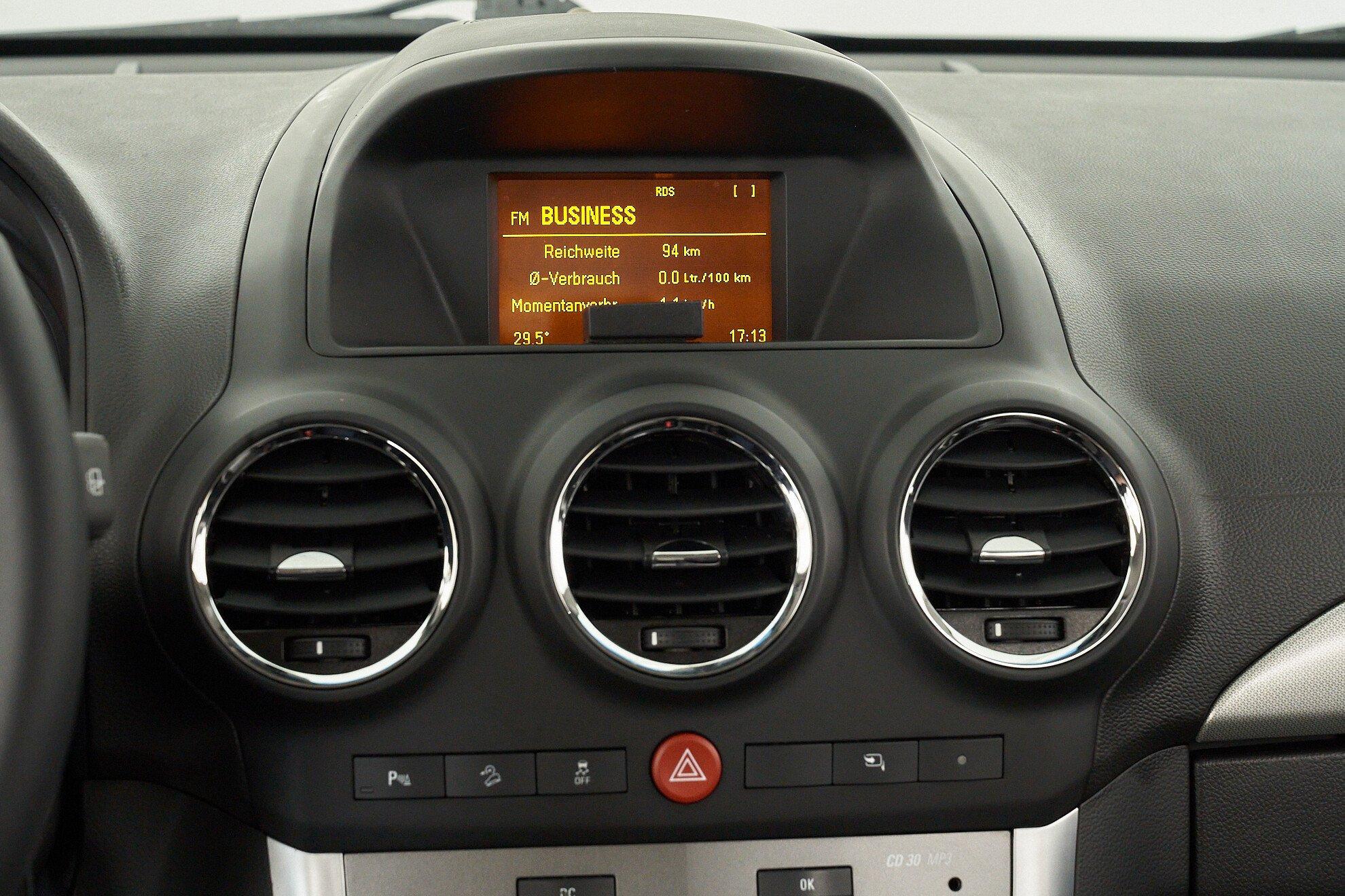Opel Antara 2012, черный