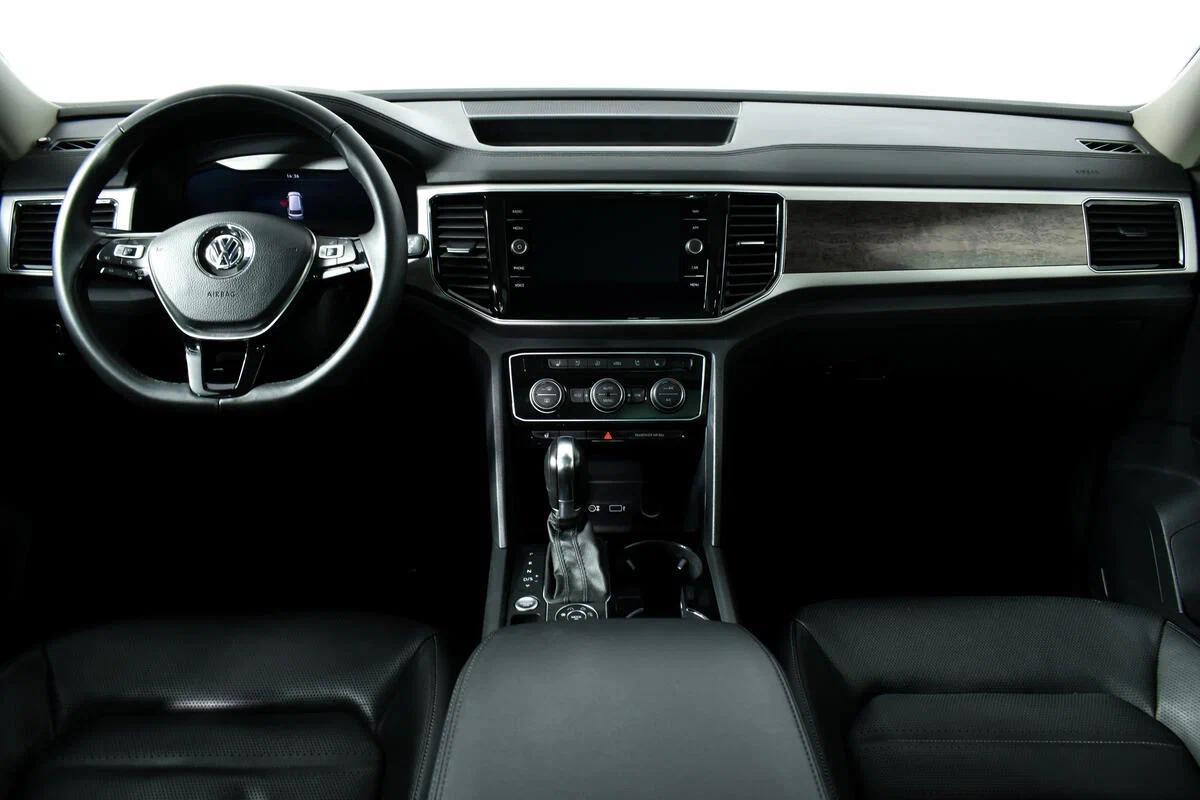 Volkswagen Teramont 2018, серый