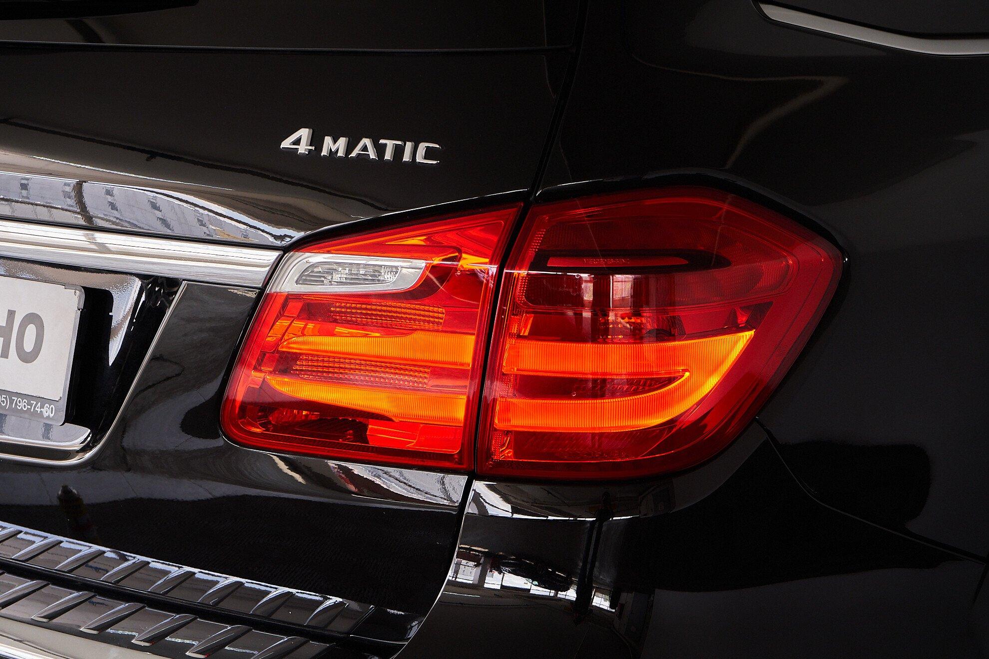 Mercedes-Benz GL-Класс 2012, черный