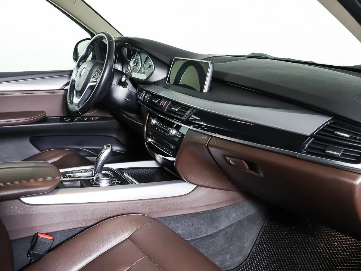 BMW X5 2017, черный