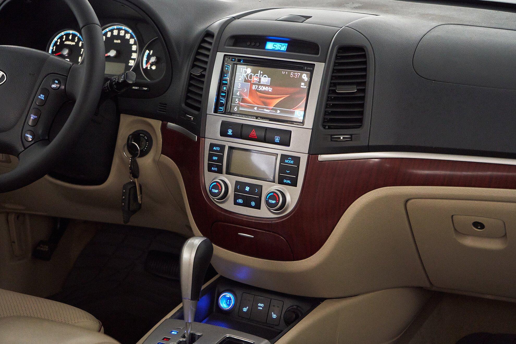 Hyundai Santa Fe 2008, черный