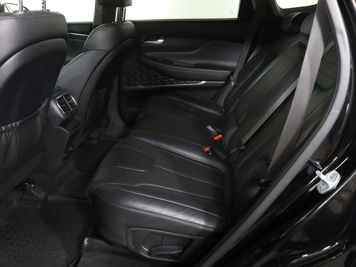 Hyundai Santa Fe 2020, черный