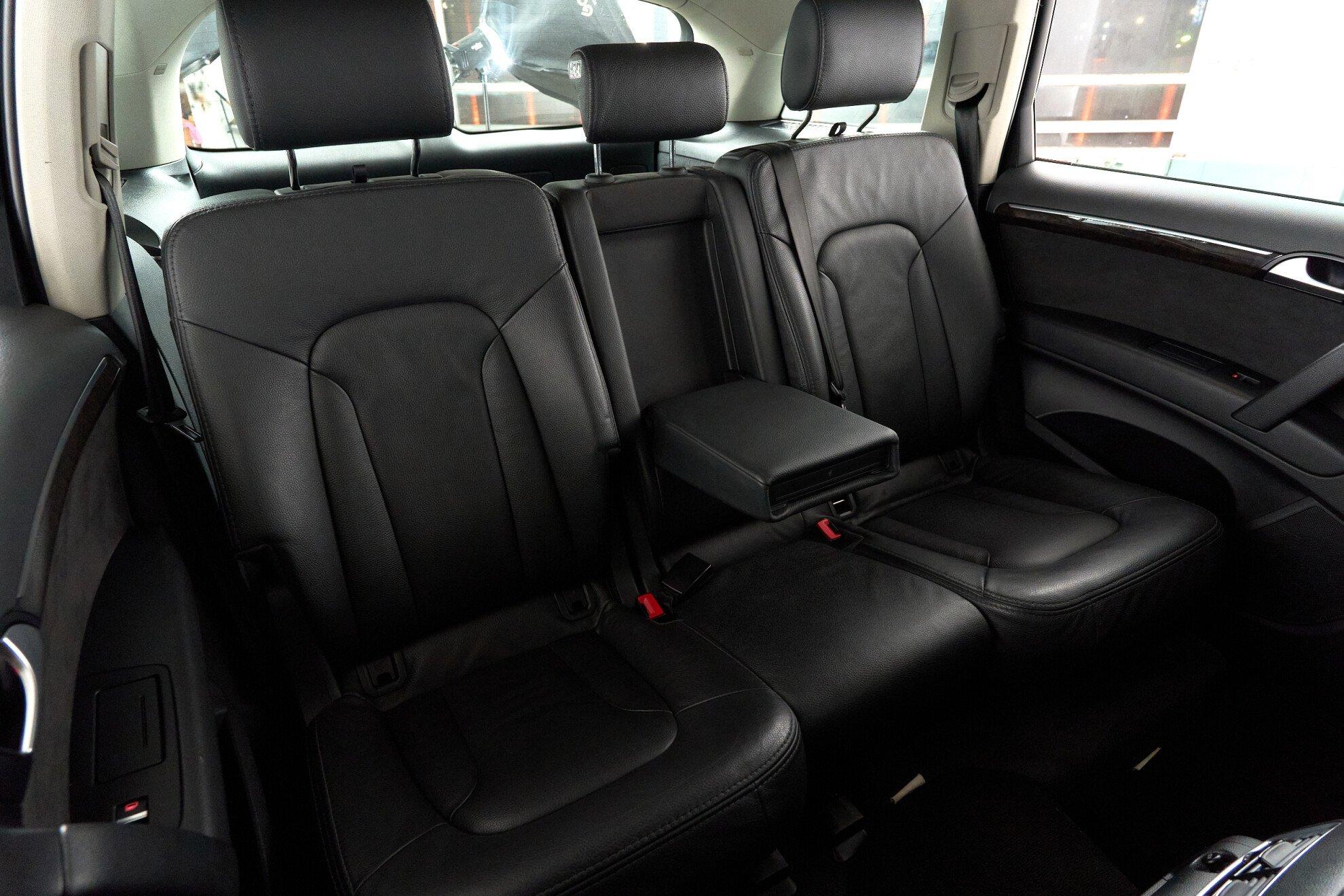 Audi Q7 2014, черный