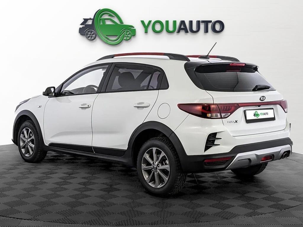 Kia Rio 2021, белый