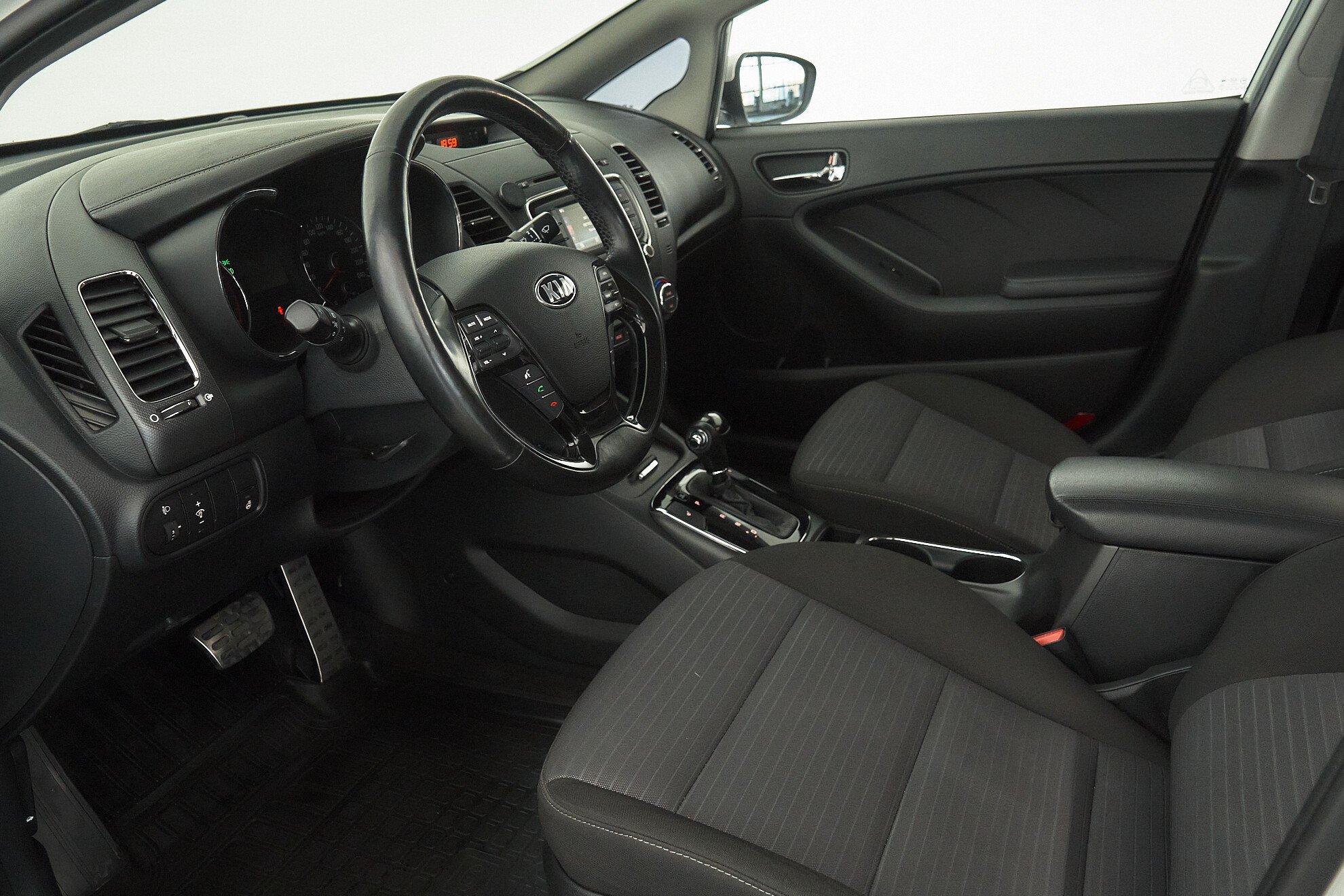 Kia Cerato 2016, белый