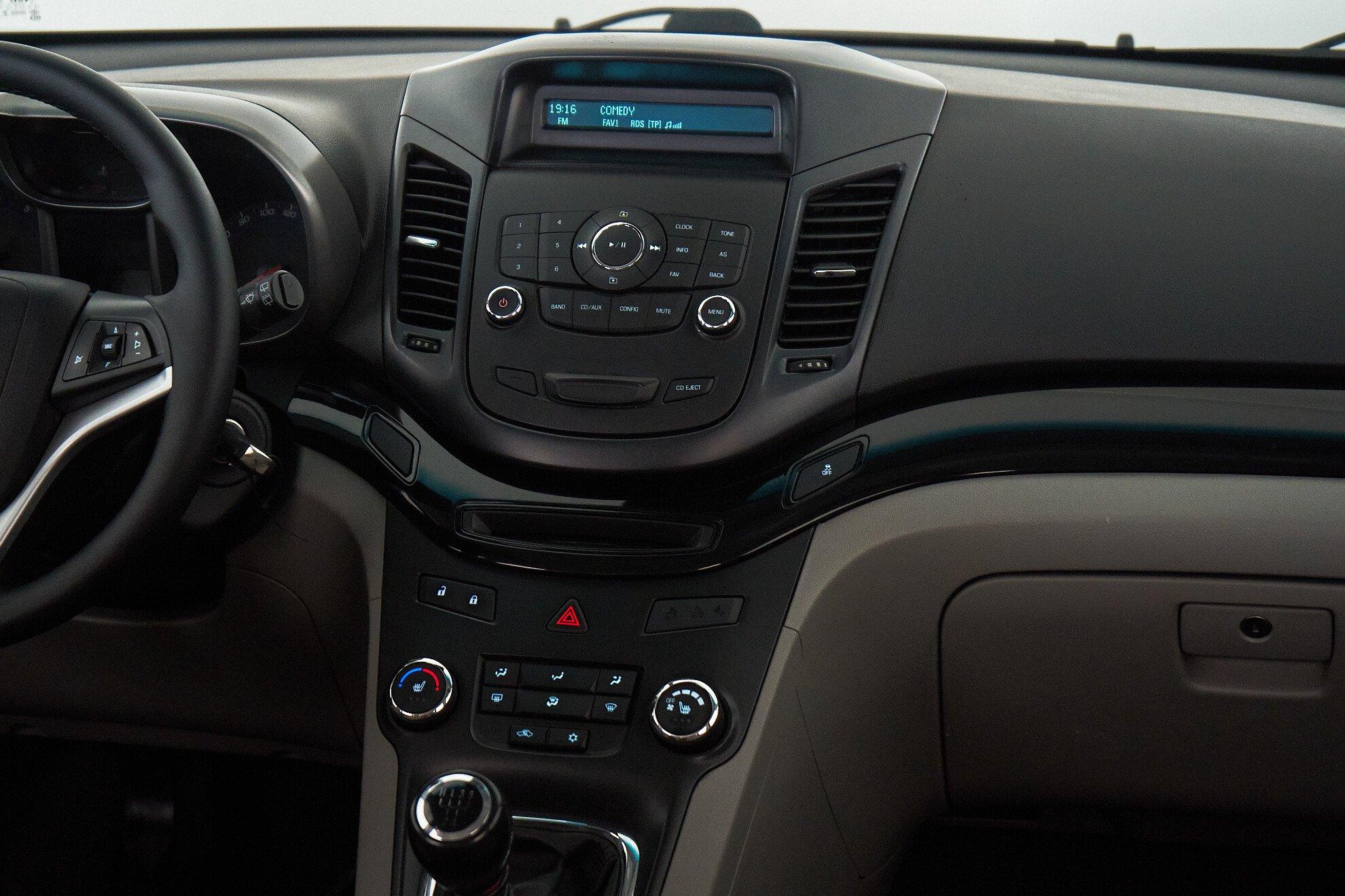 Chevrolet Orlando 2014, черный