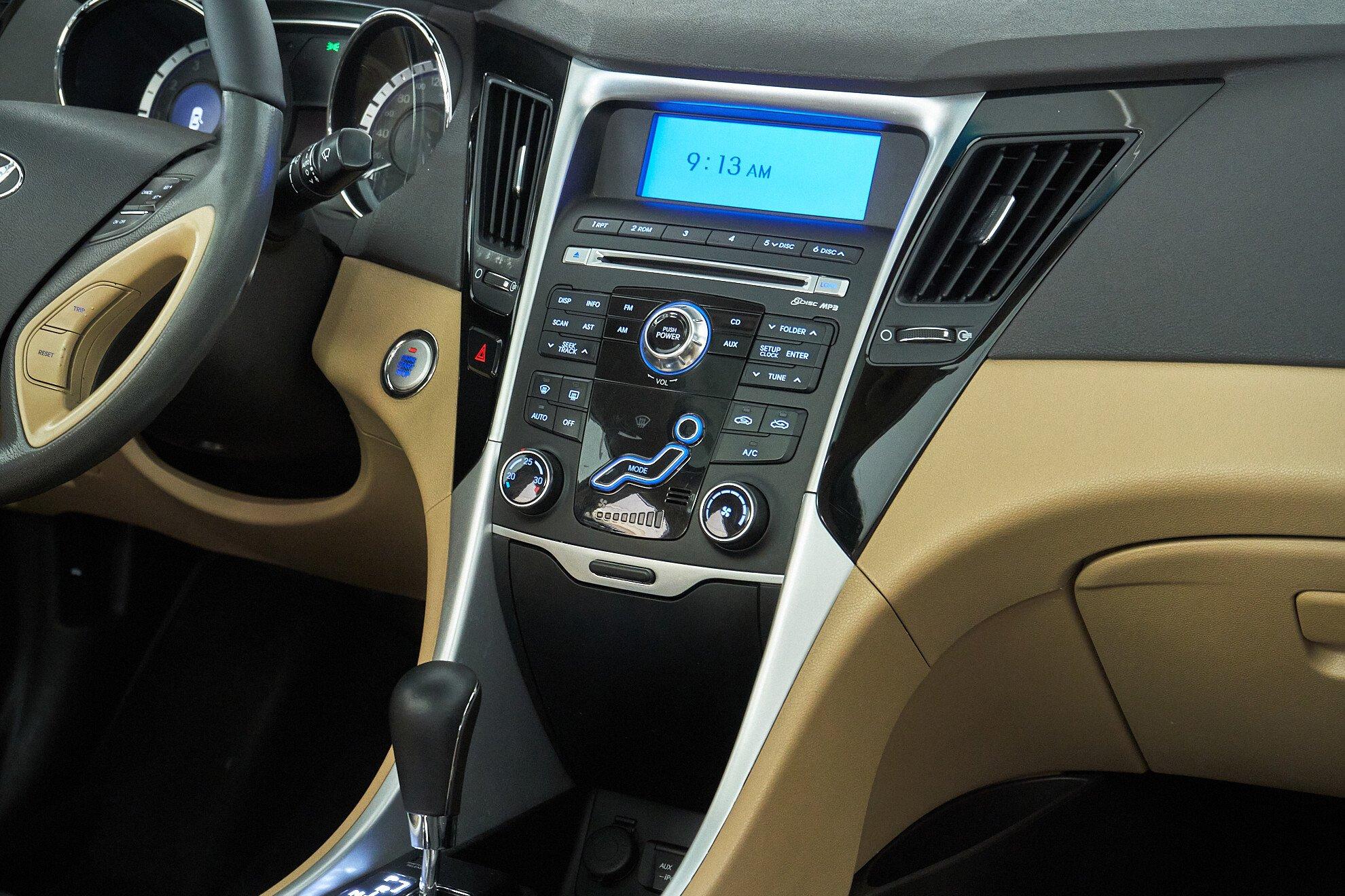 Hyundai Sonata 2012, черный