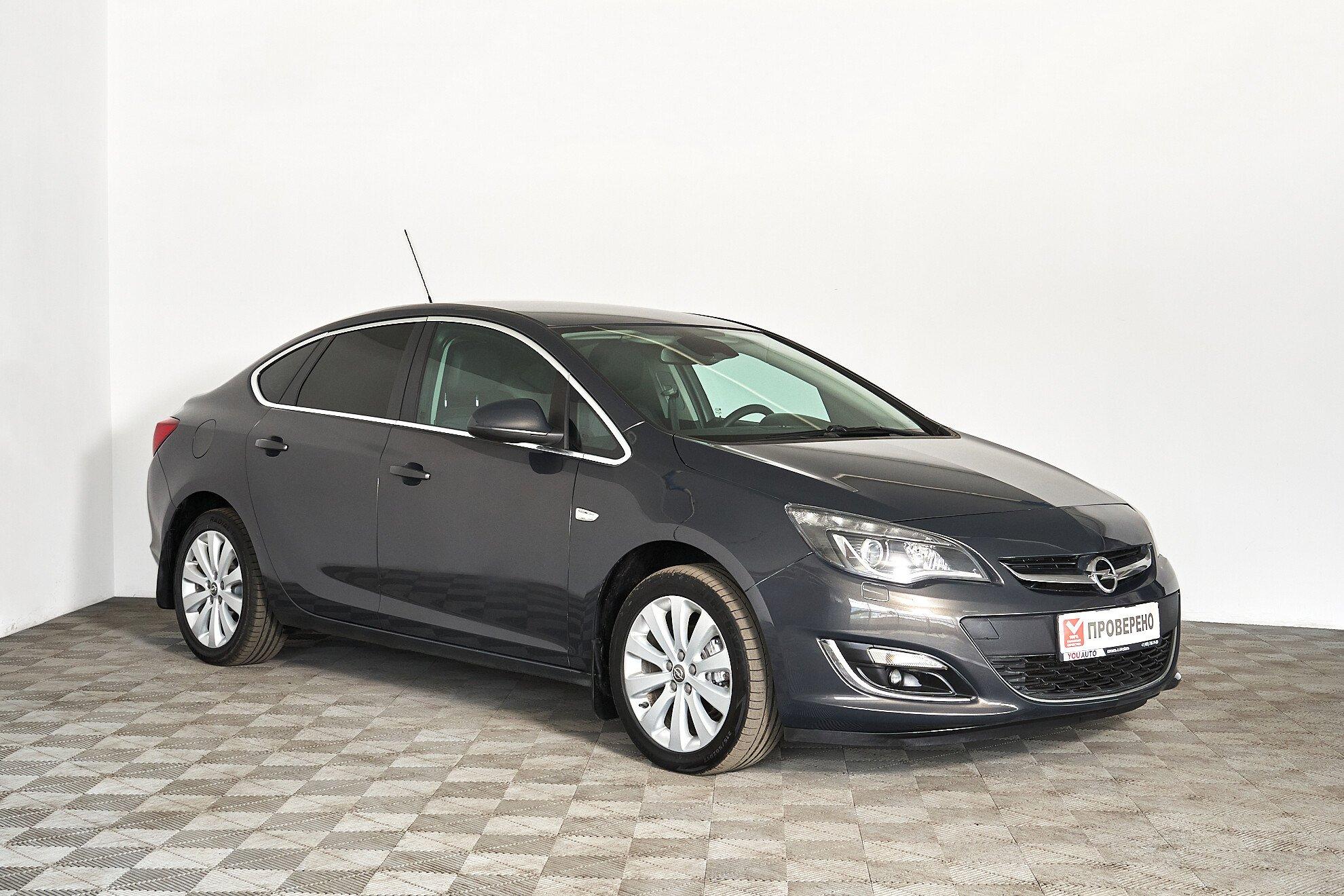 Opel Astra 2015, серый