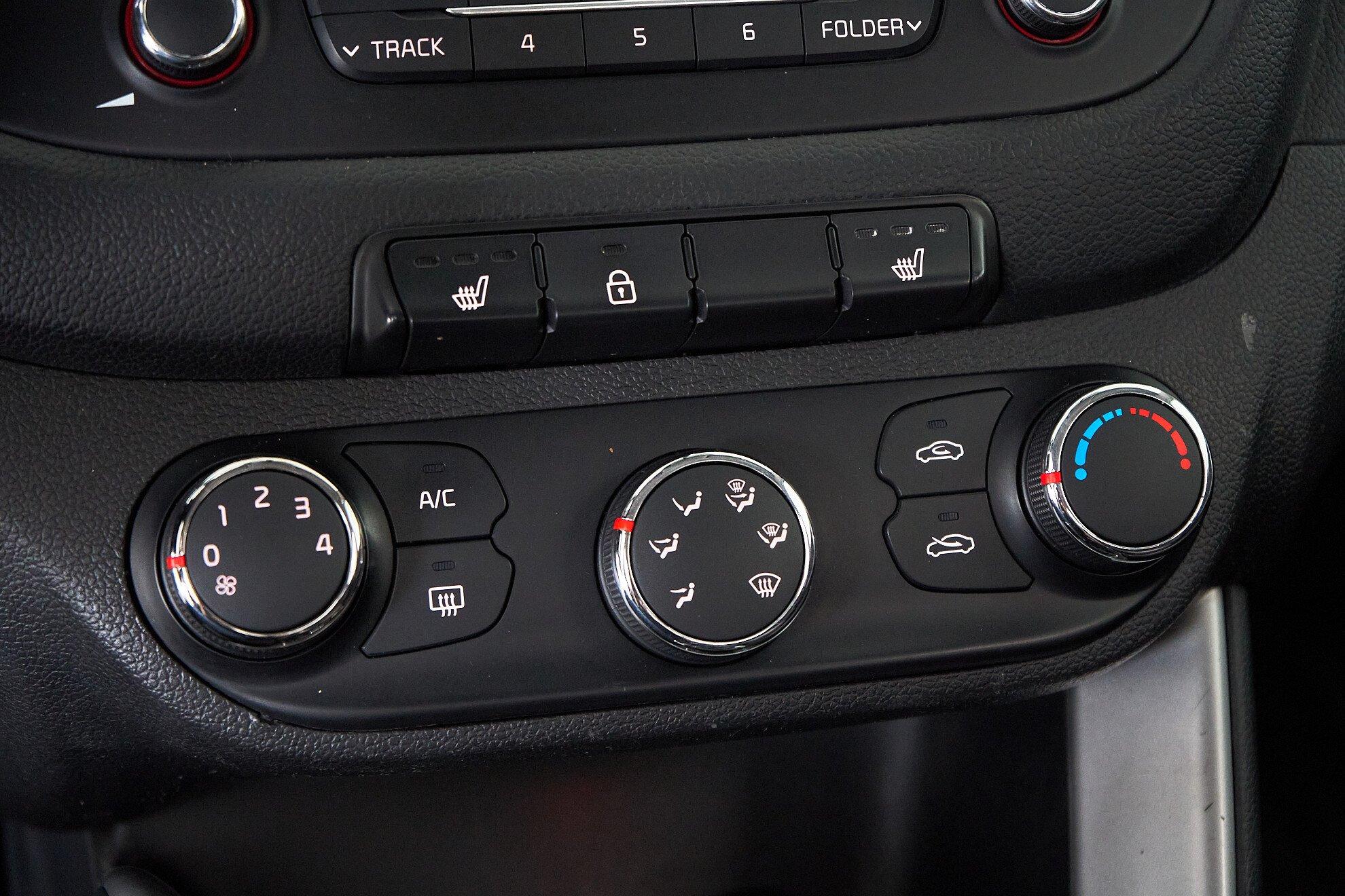 Kia Ceed 2014, черный