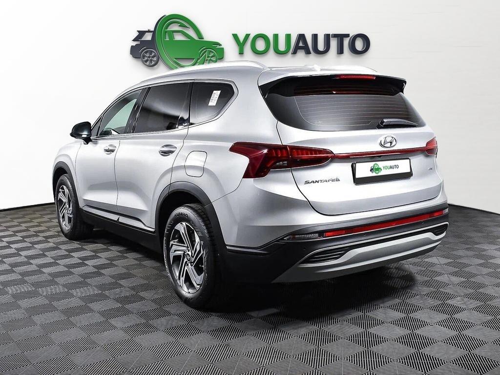 Hyundai Santa Fe 2020, серебряный