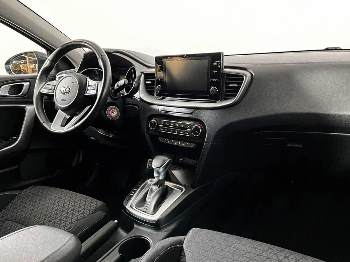 Kia XCeed 2020, серый