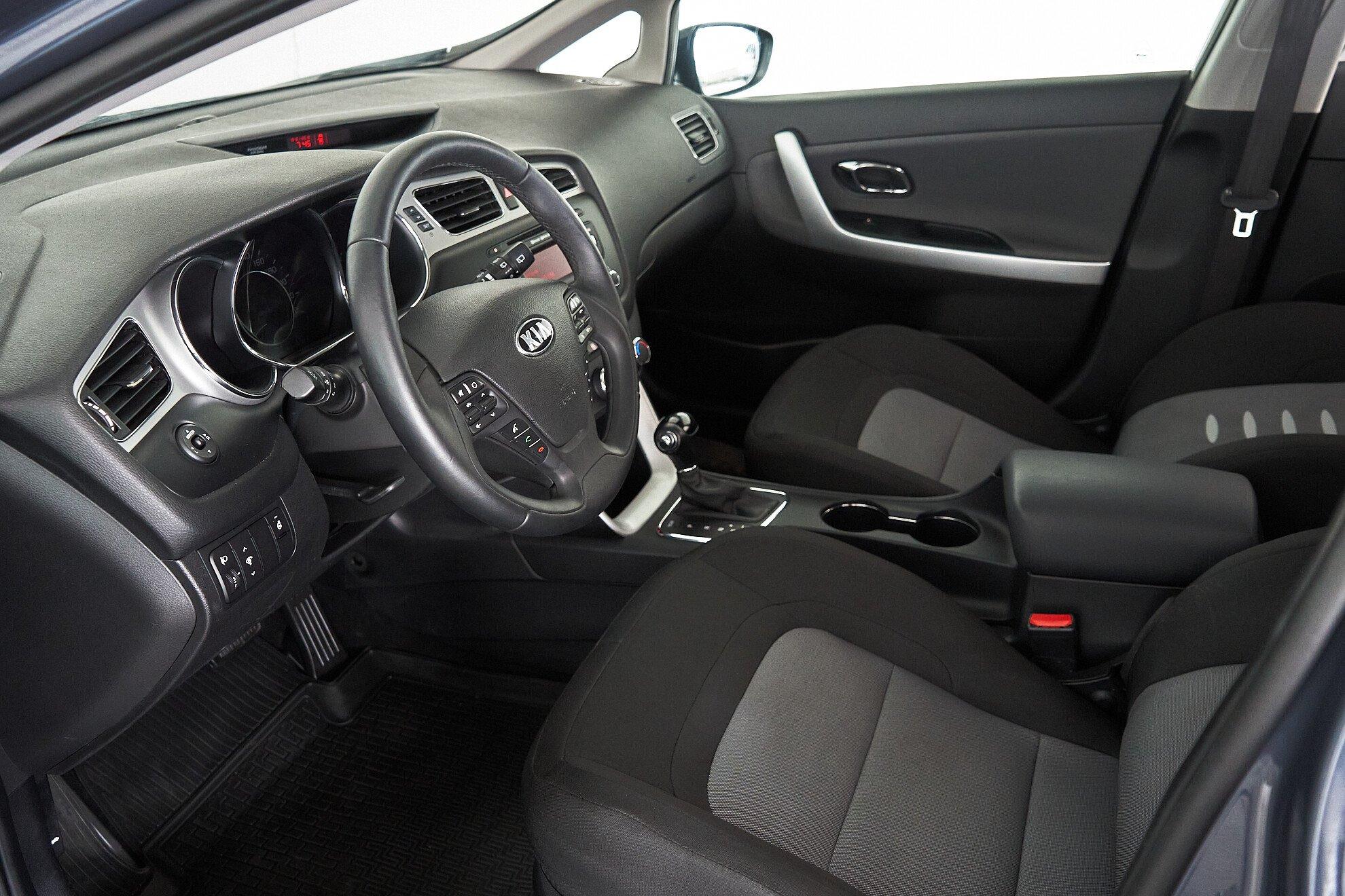 Kia Ceed 2017, синий