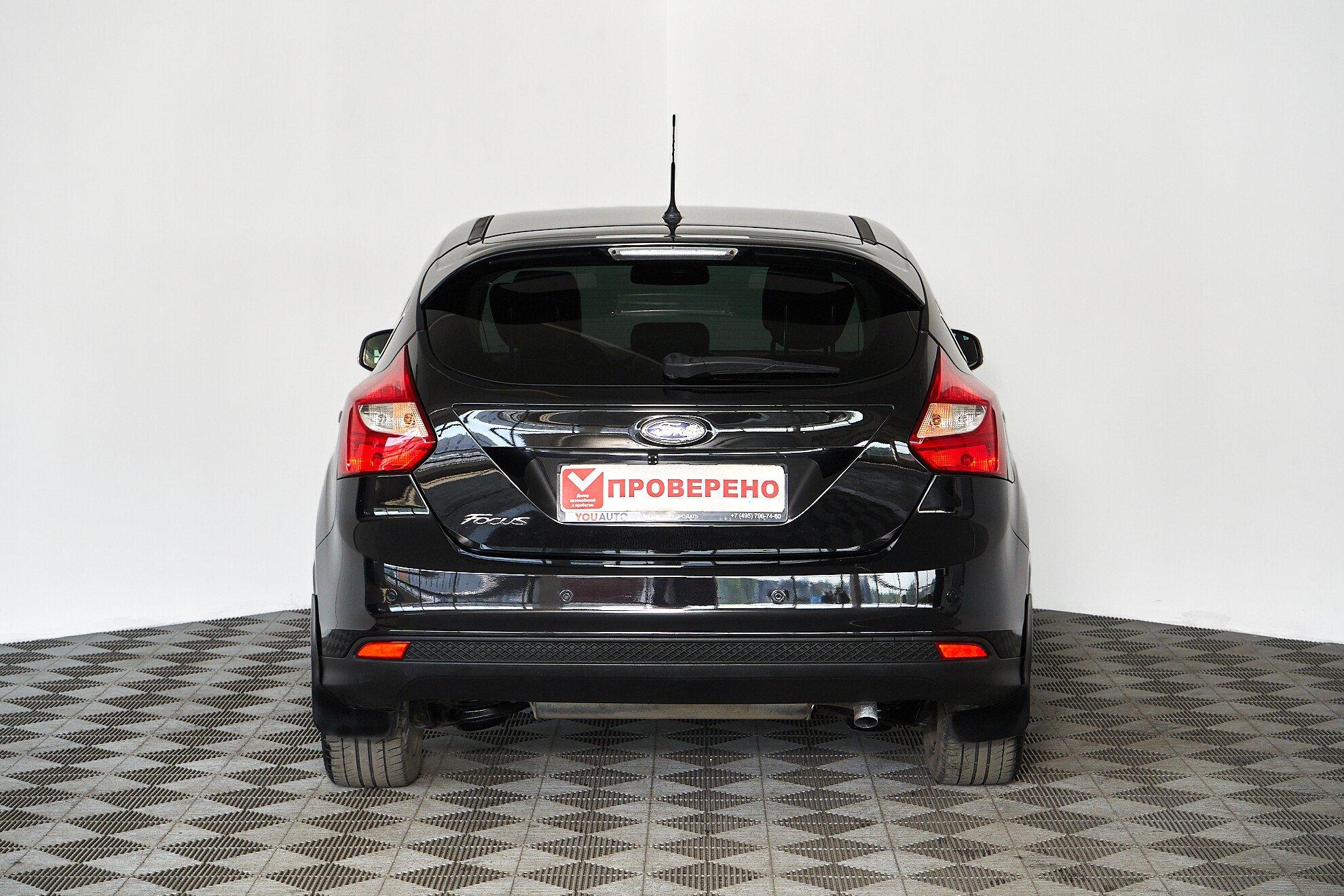 Ford Focus 2014, черный
