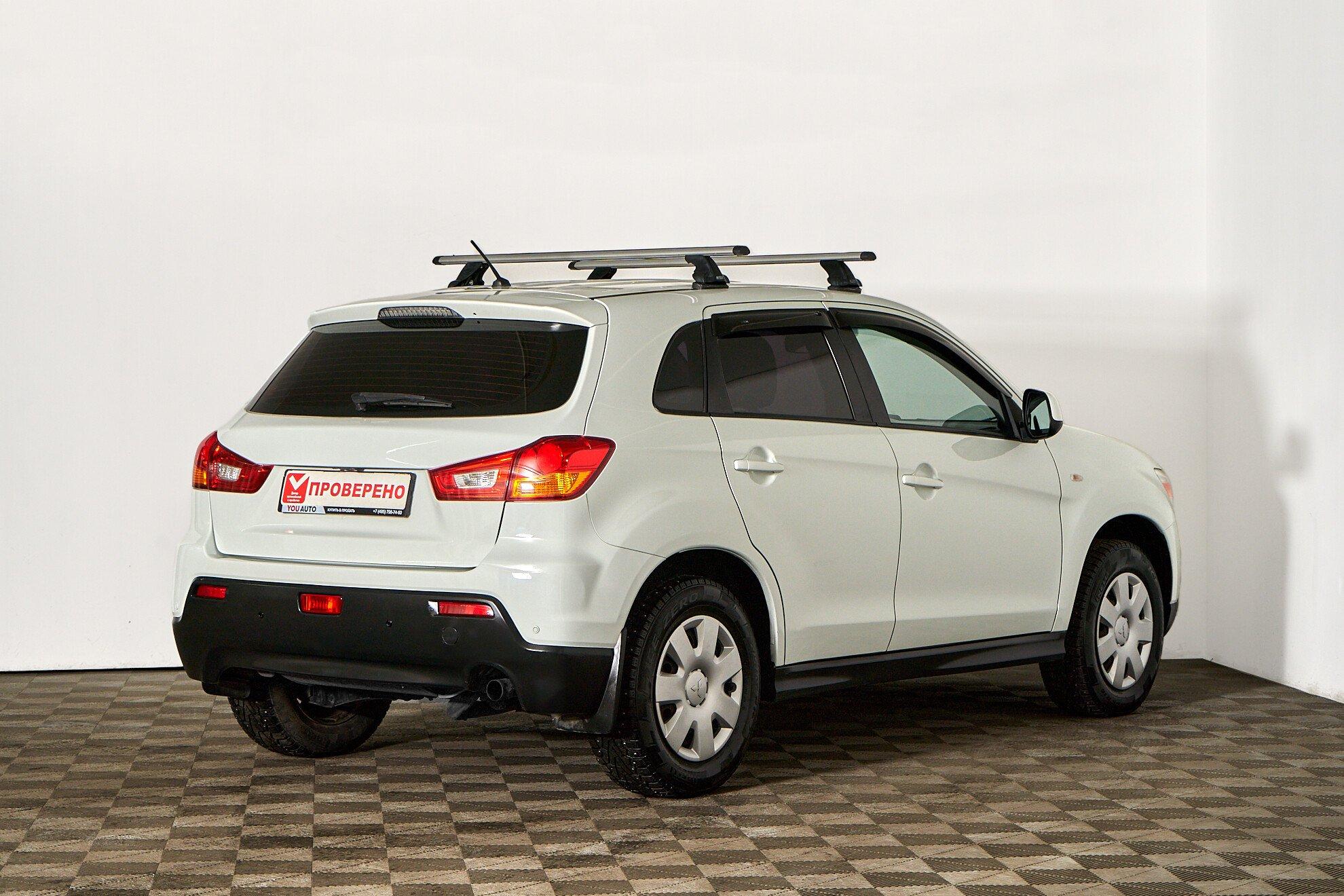 Mitsubishi ASX 2010, белый