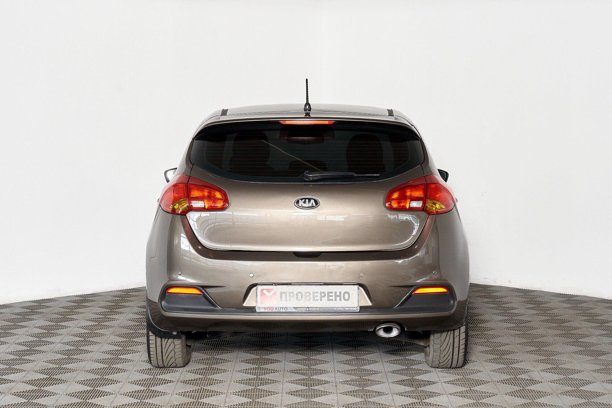 Kia Ceed 2014, коричневый