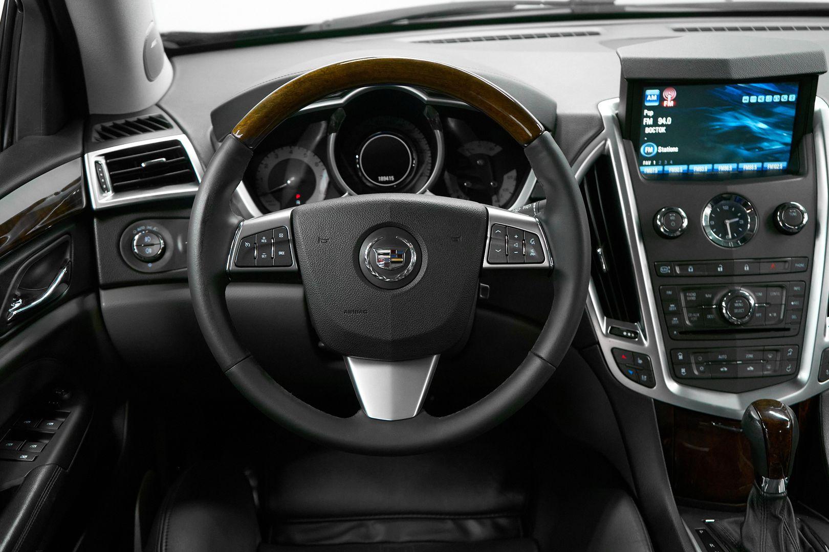 Cadillac SRX 2010, серый