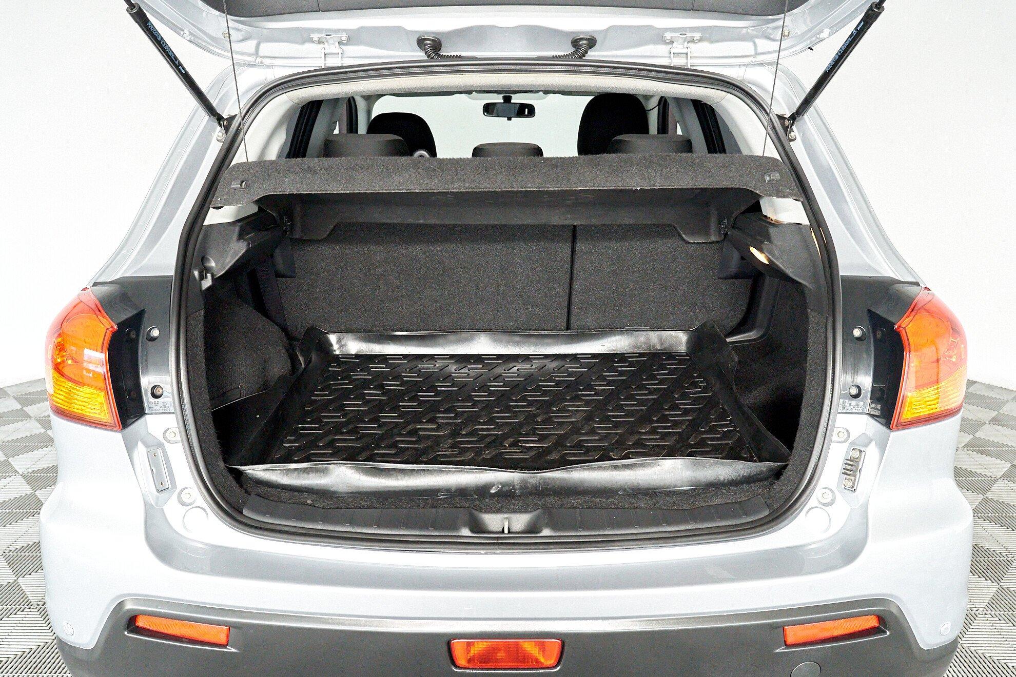 Mitsubishi ASX 2012, серебряный