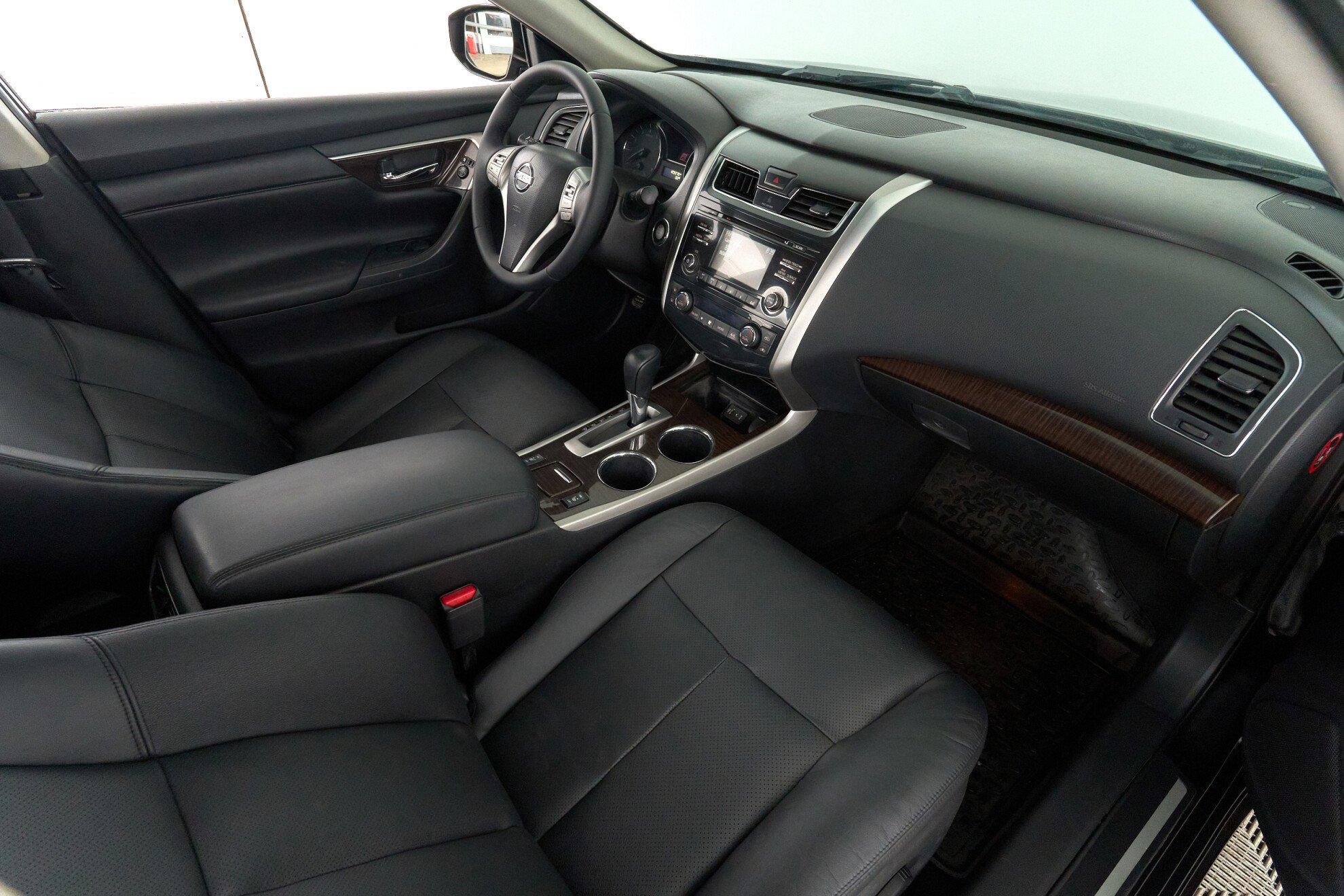 Nissan Teana 2015, черный