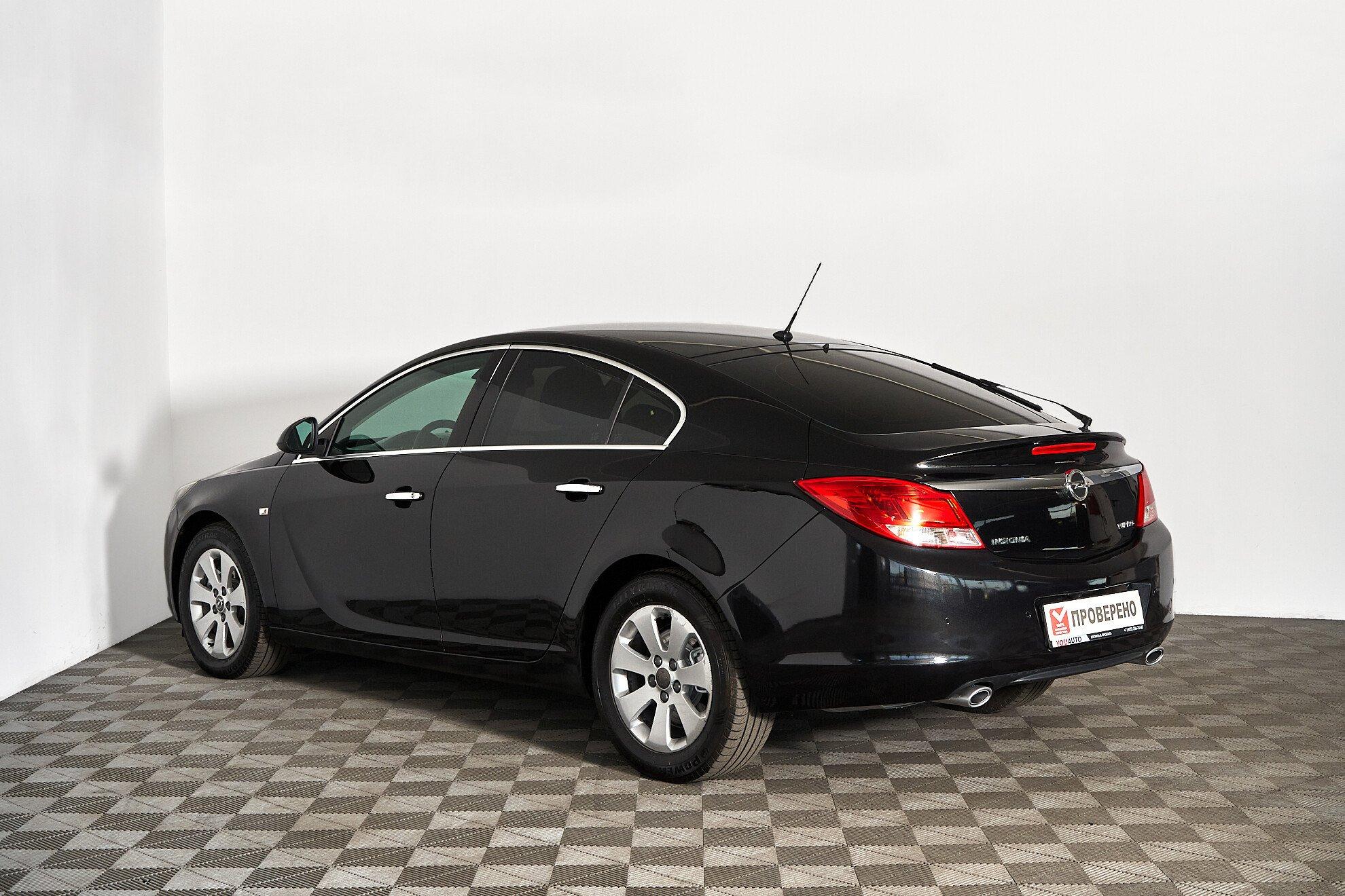 Opel Insignia 2011, черный