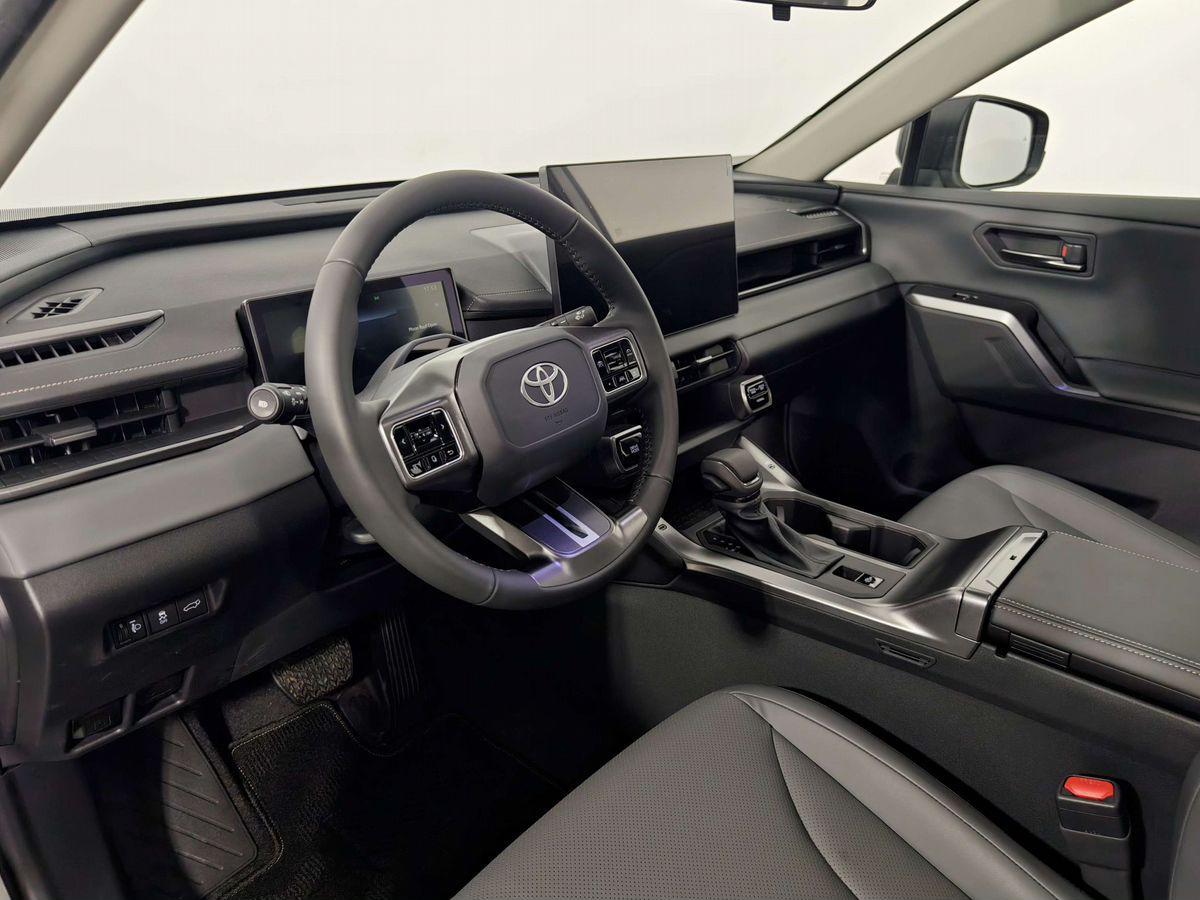Toyota RAV4 2025, белый
