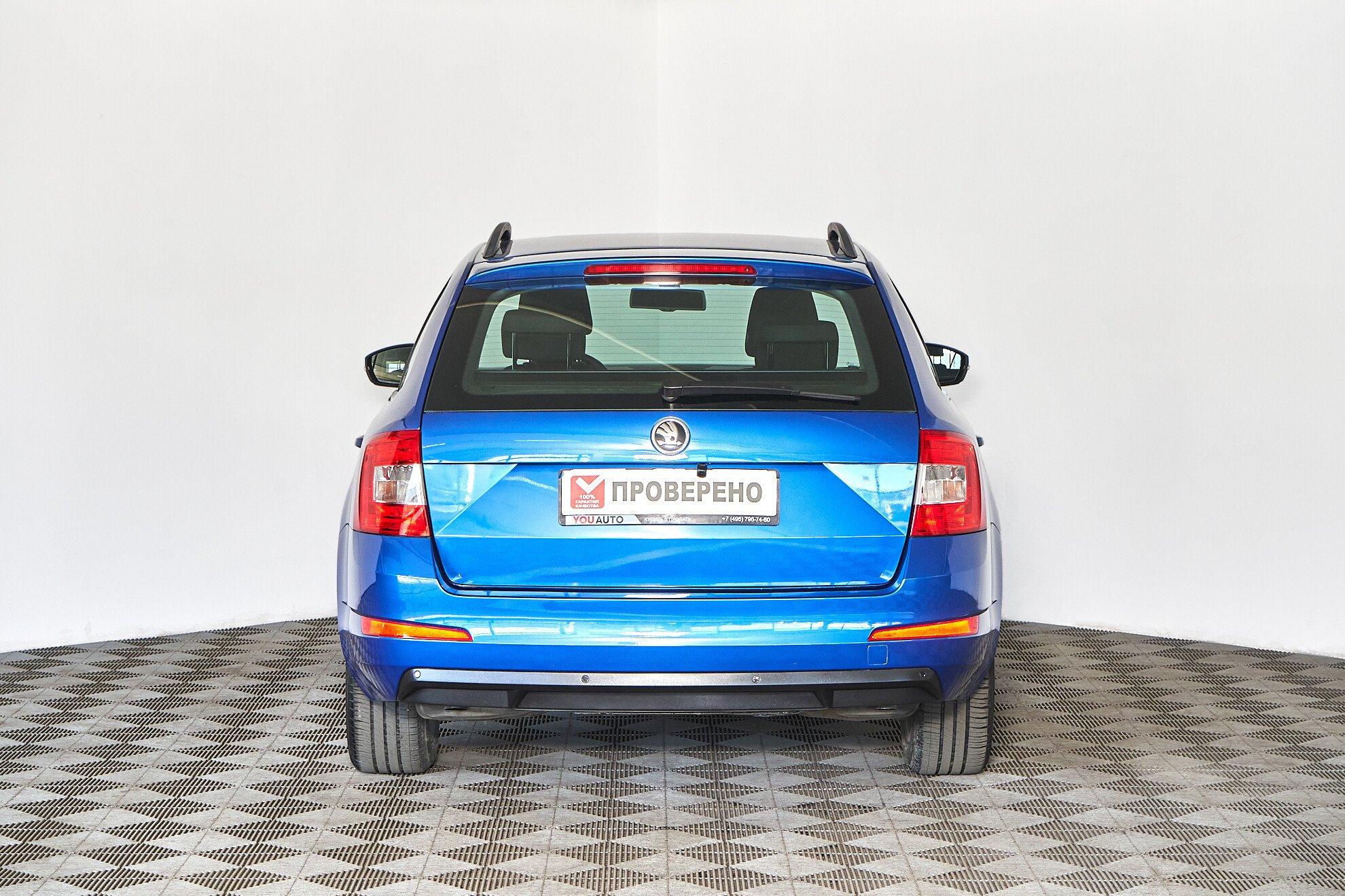 Skoda Octavia 2016, синий