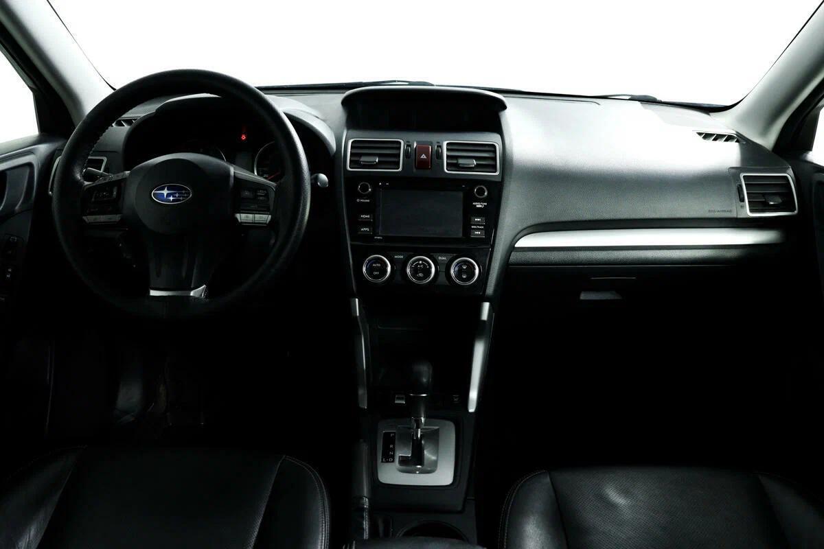 Subaru Forester 2014, серебряный