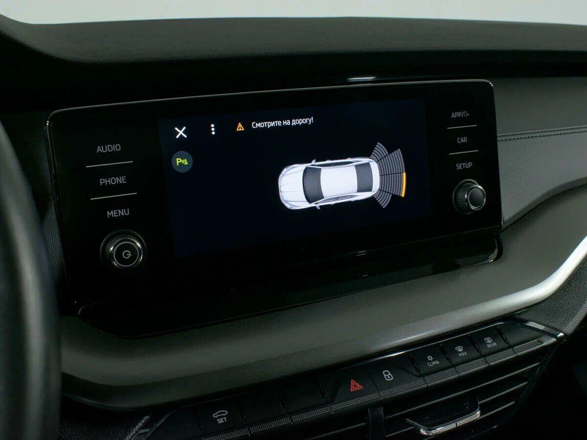Skoda Octavia 2022, серый
