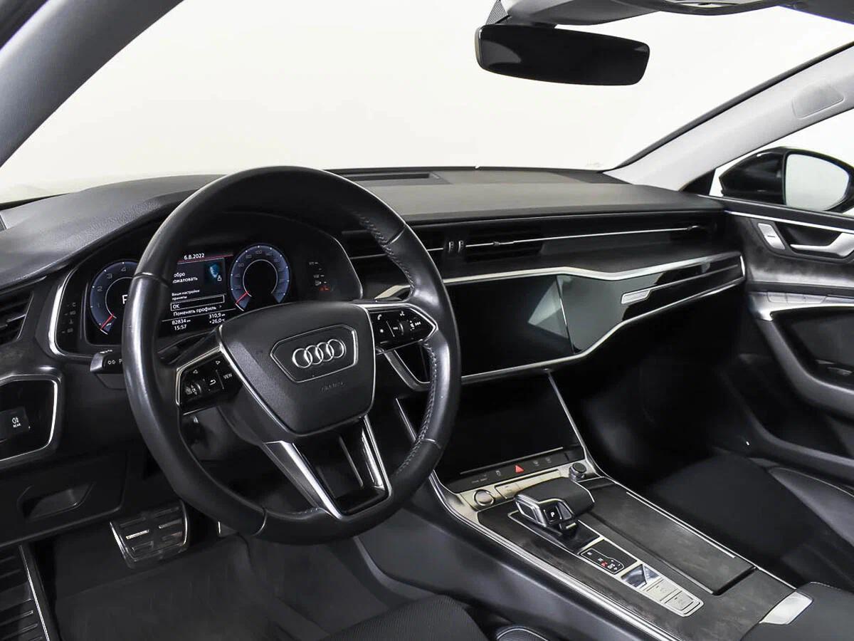 Audi A7 2020, черный