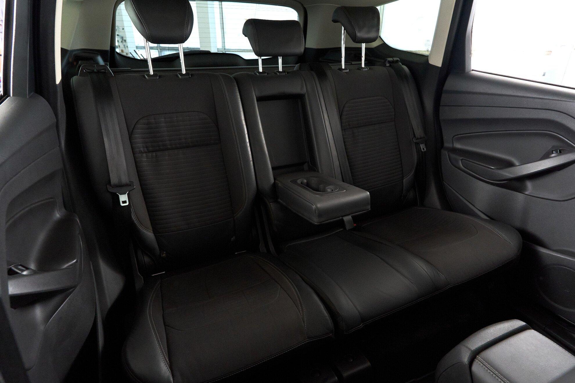 Ford Kuga 2018, серый