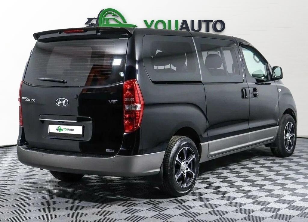 Hyundai Grand Starex 2017, черный