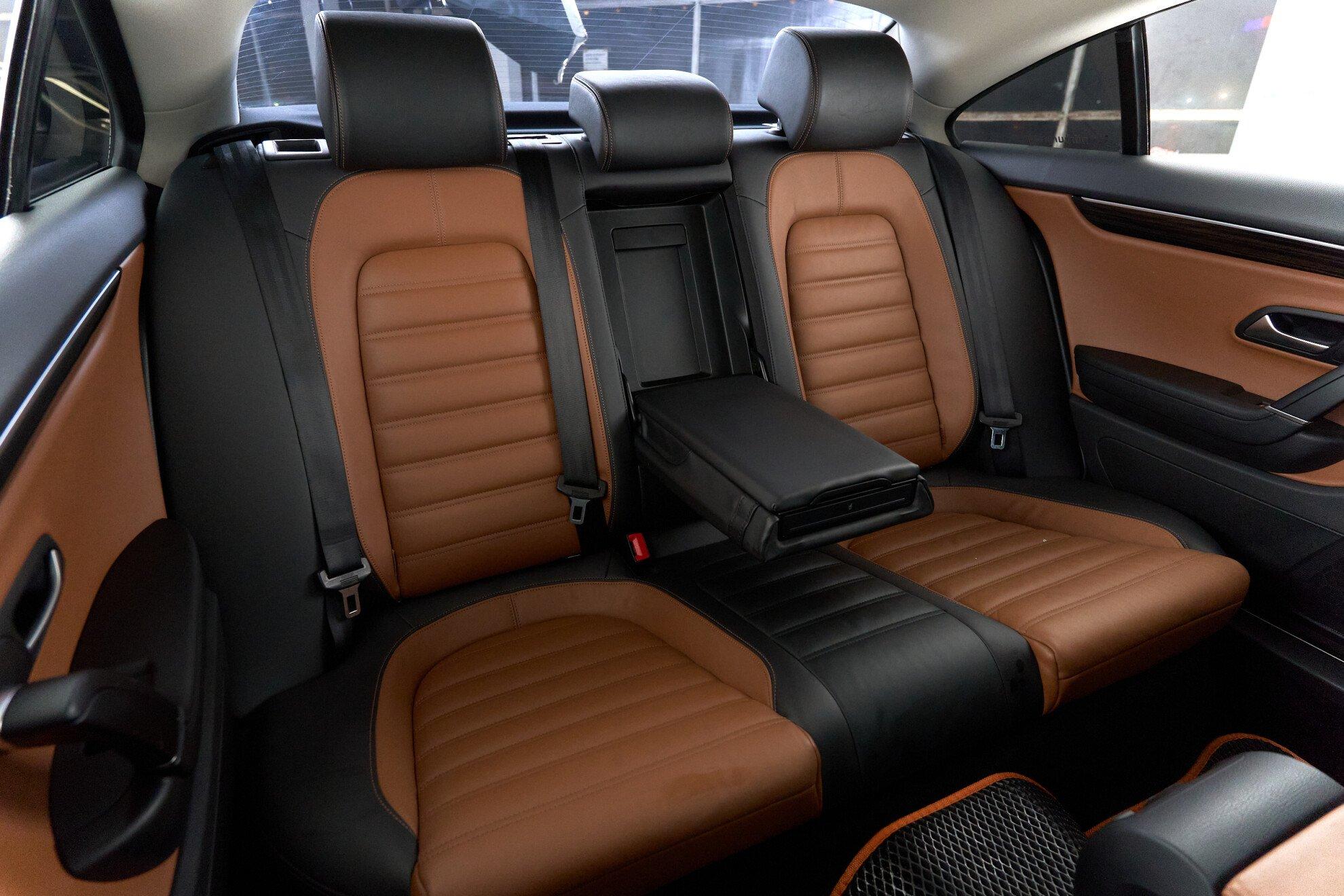 Volkswagen Passat CC 2014, черный
