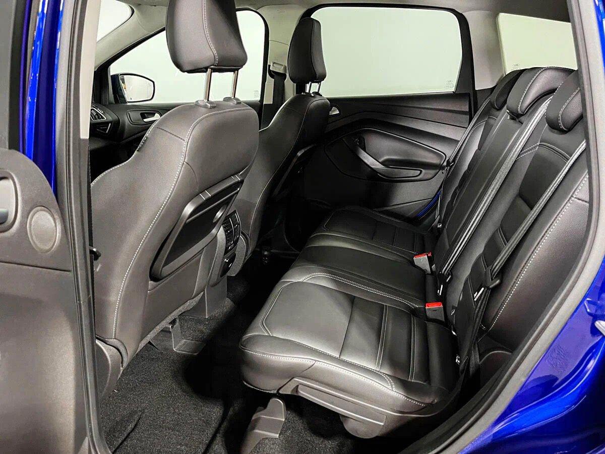 Ford Kuga 2018, синий